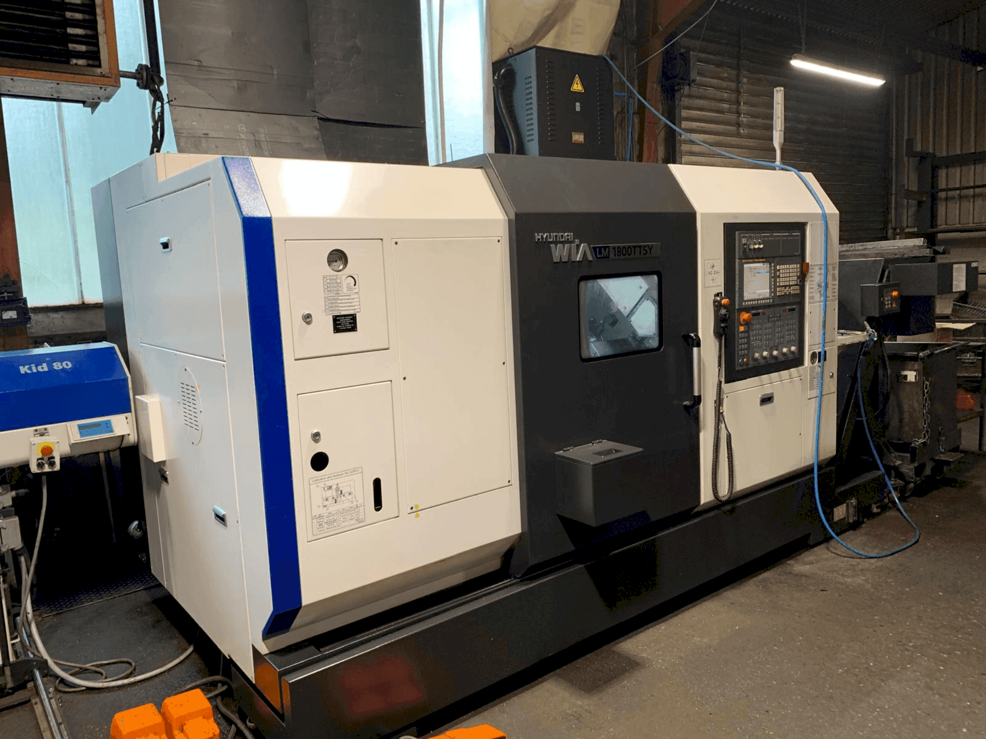 Hyundai Wia LM 1800TTSY Mašinos vaizdas iš priekio