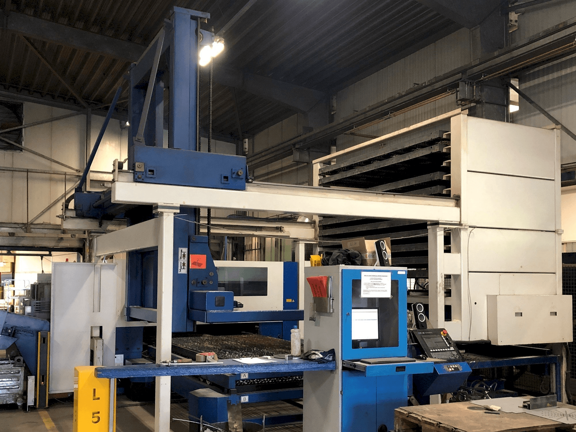 Trumpf Trumatic L3050 Mašinos vaizdas iš priekio