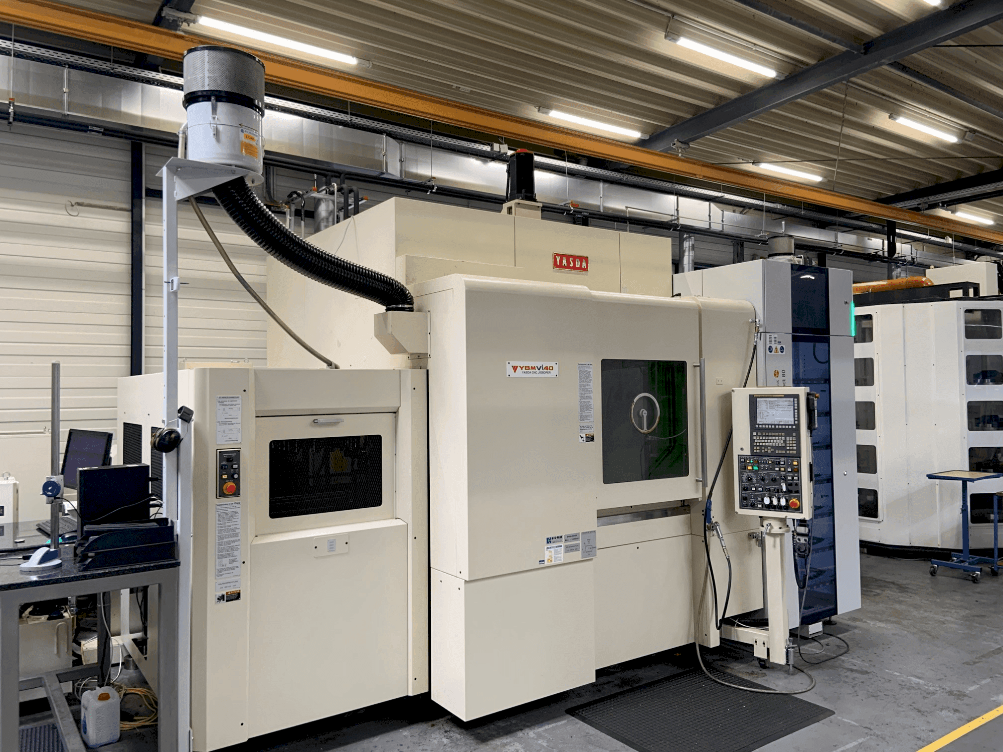 YASDA YBM Vi40 Mašinos vaizdas iš priekio