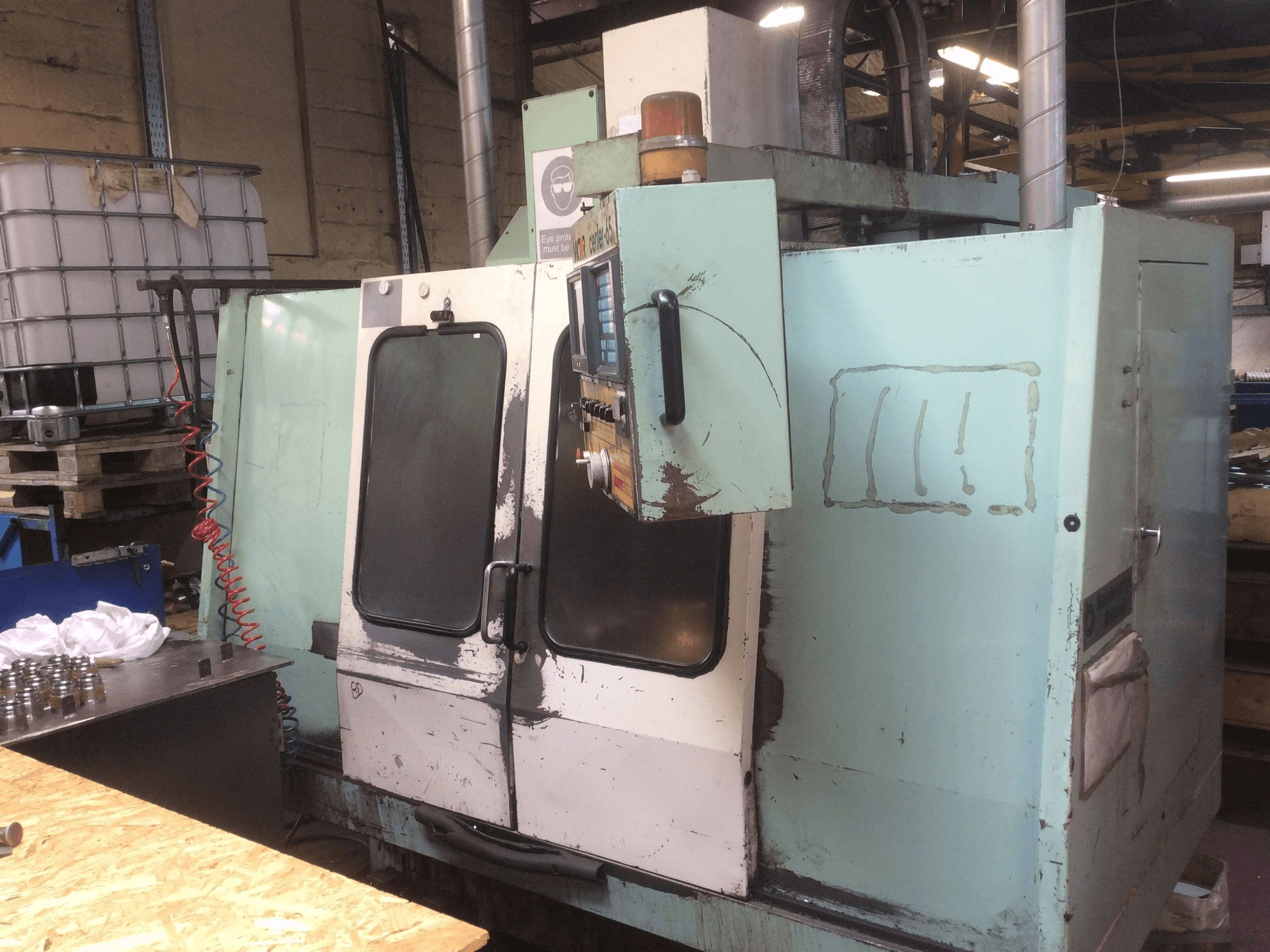 Victor V Center-65 Mašinos vaizdas iš priekio