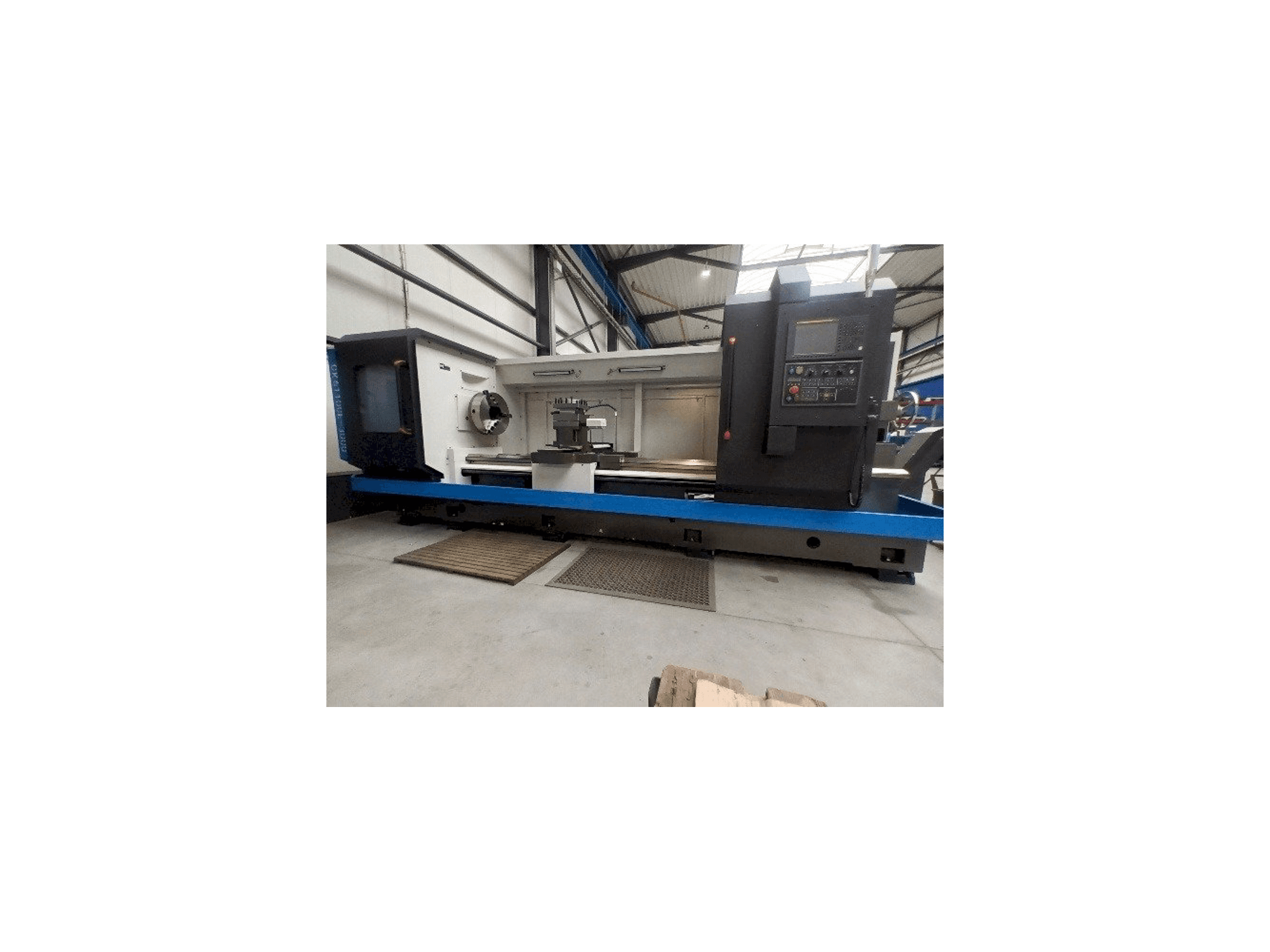 Ningbo Oturn CK61100E-3000 Mašinos vaizdas iš priekio