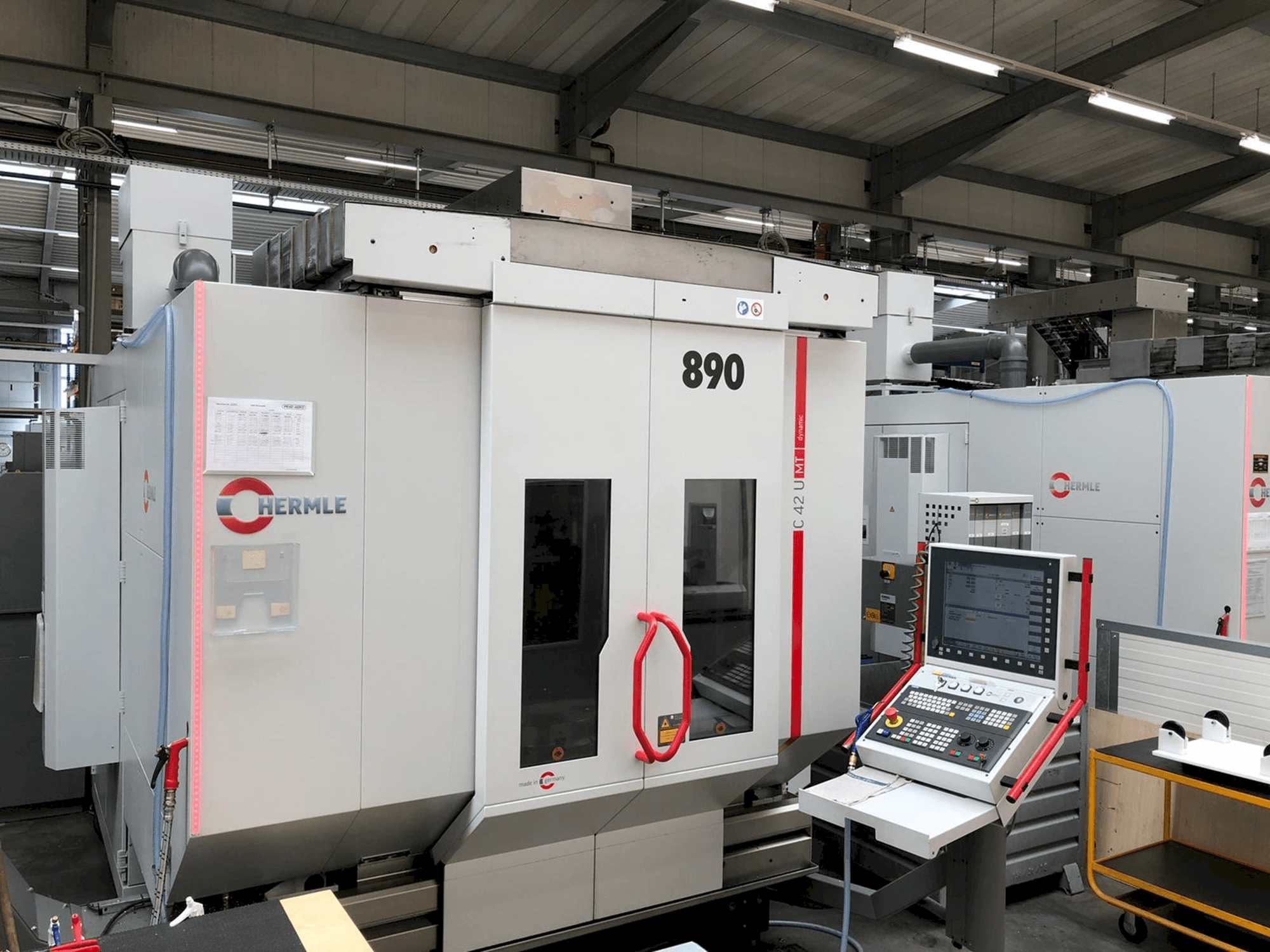 HERMLE C42U MT Mašinos vaizdas iš priekio