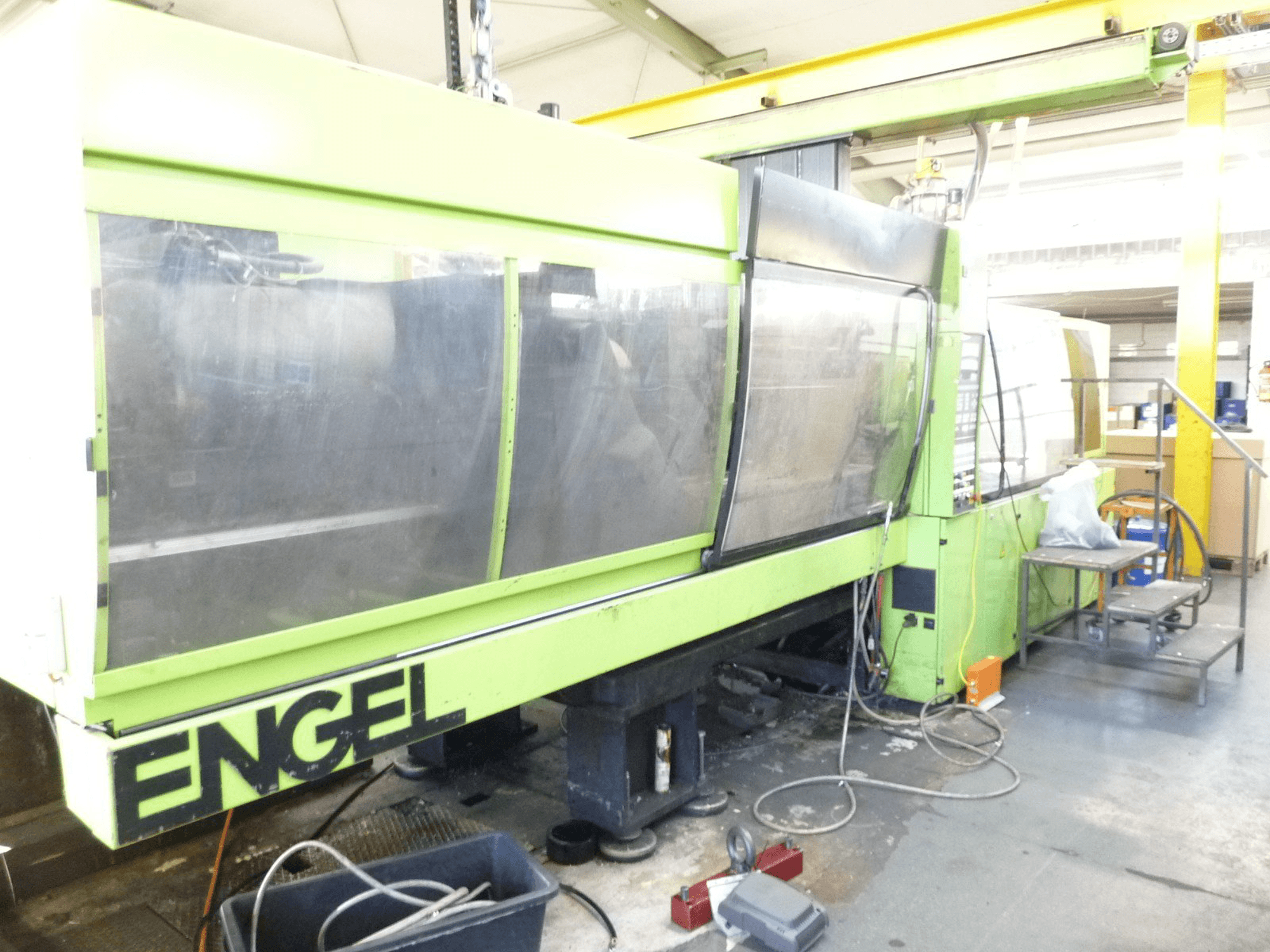 ENGEL ES 1800/275 HL Mašinos vaizdas iš priekio
