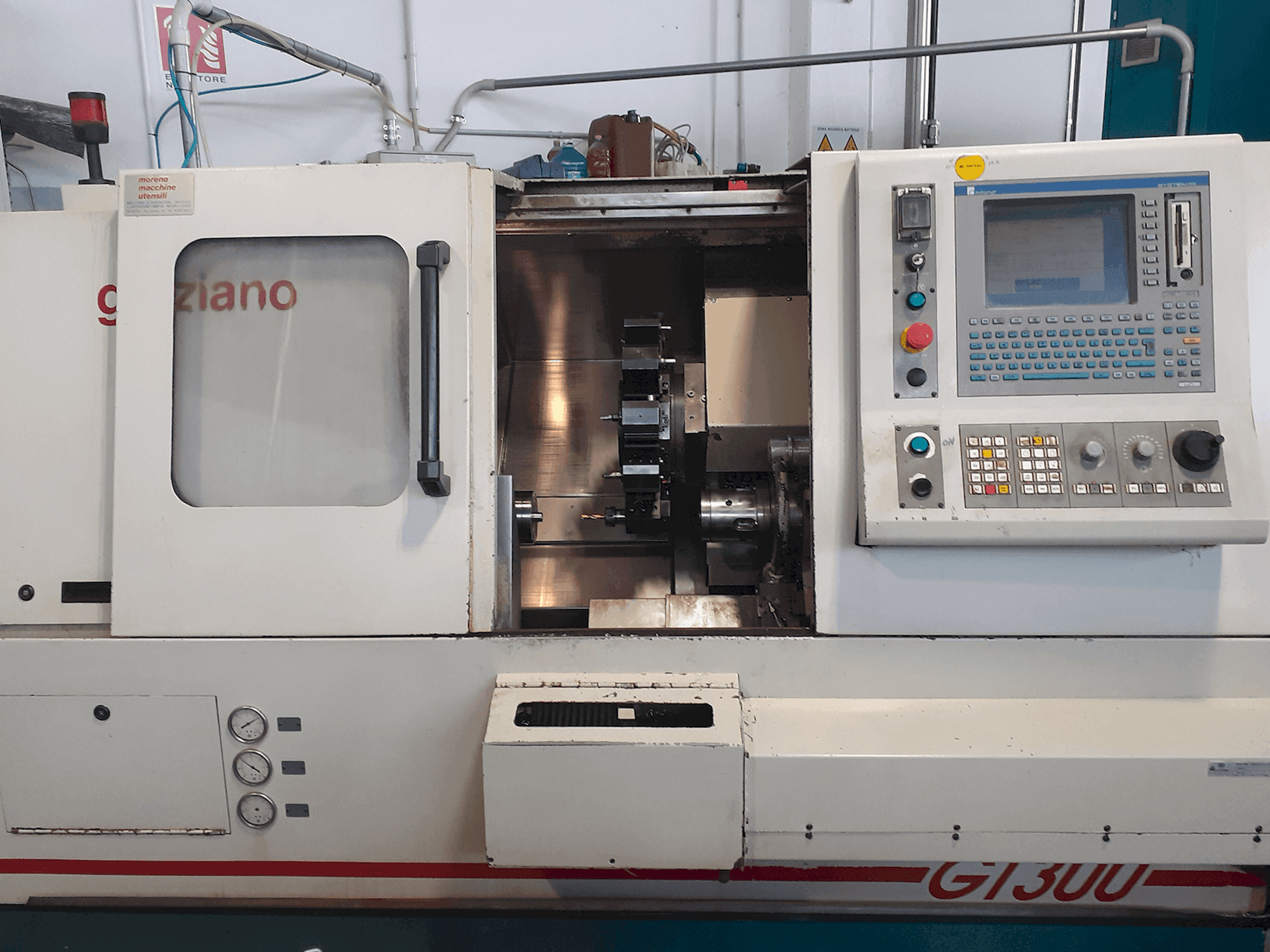 Graziano GT 300 Mašinos vaizdas iš priekio