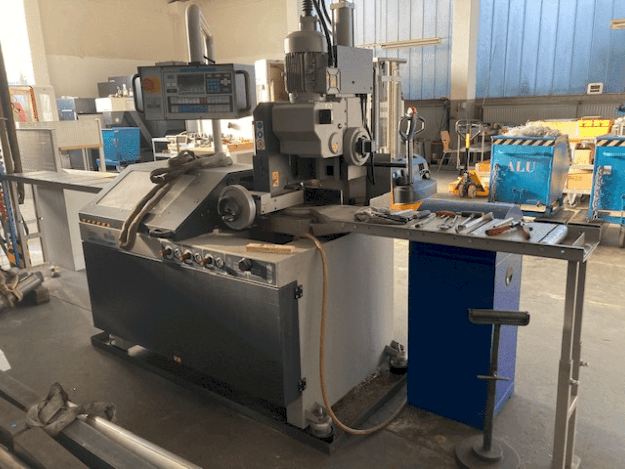 BERG & SCHMID VKS 370 VA Mašinos vaizdas iš priekio