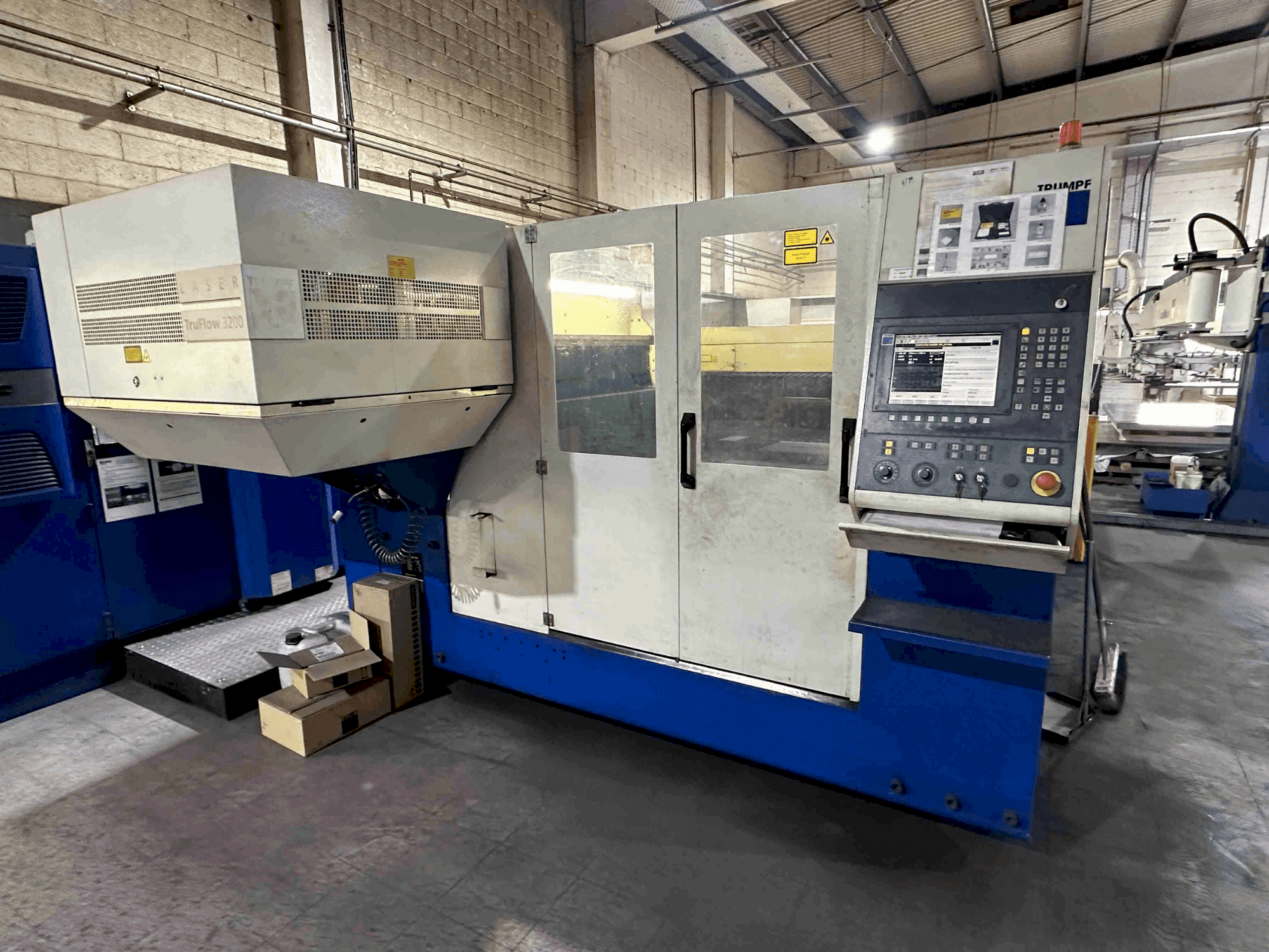 TRUMPF Trulaser 3030 Mašinos vaizdas iš priekio