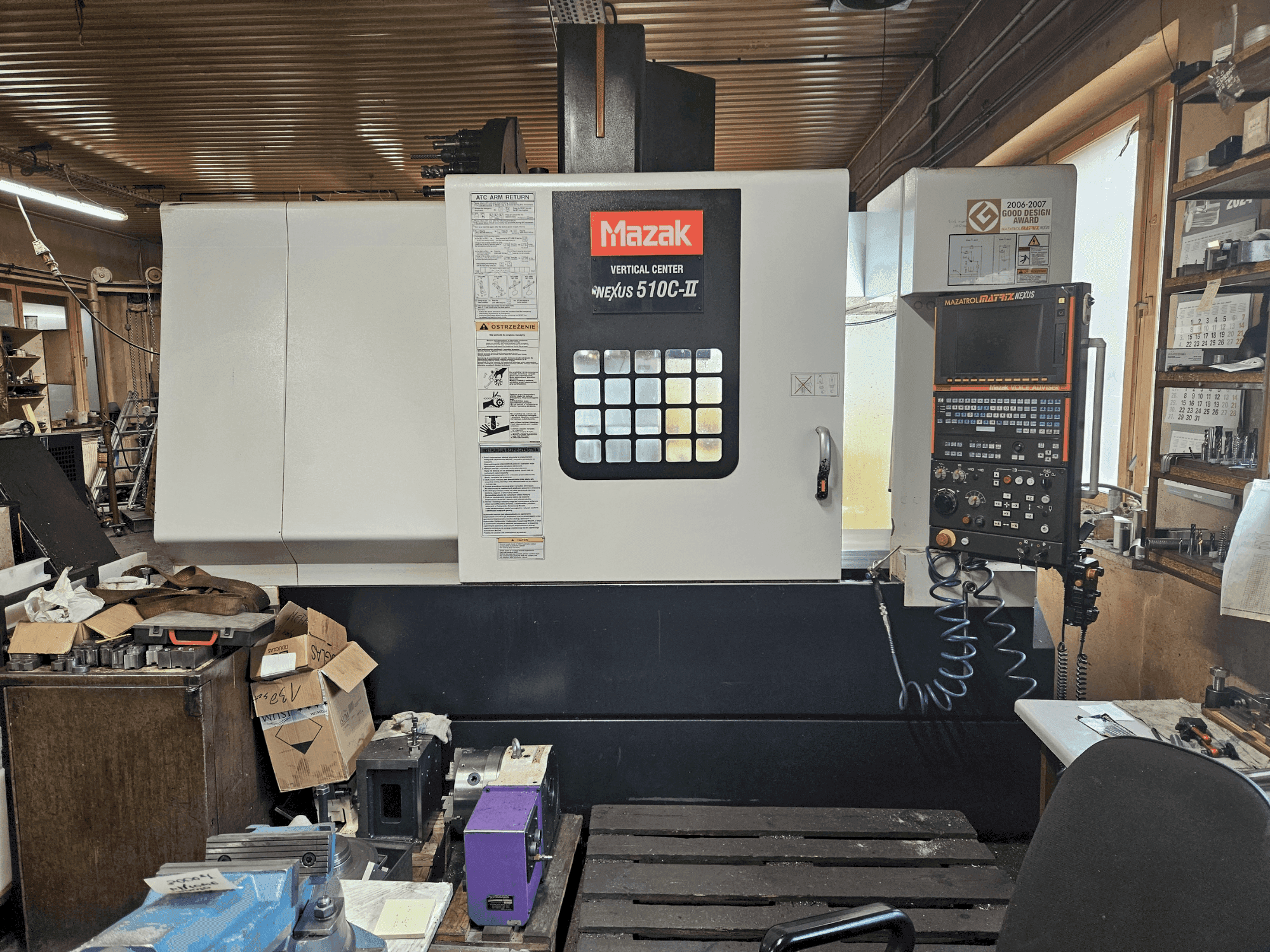 Mazak NEXUS VCN 510C-II Mašinos vaizdas iš priekio