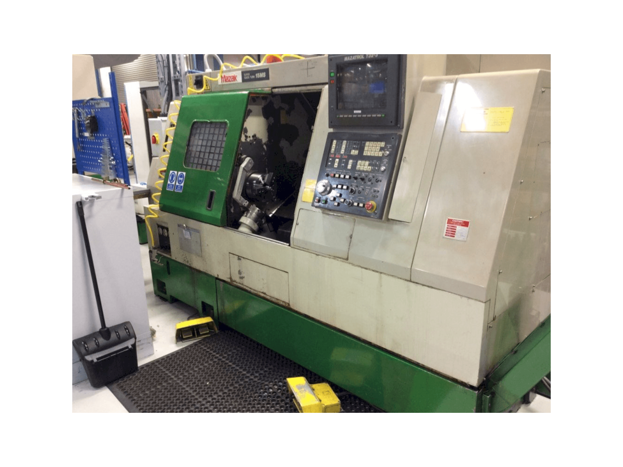 Mazak Super QuickTurn 15MS Mašinos vaizdas iš priekio