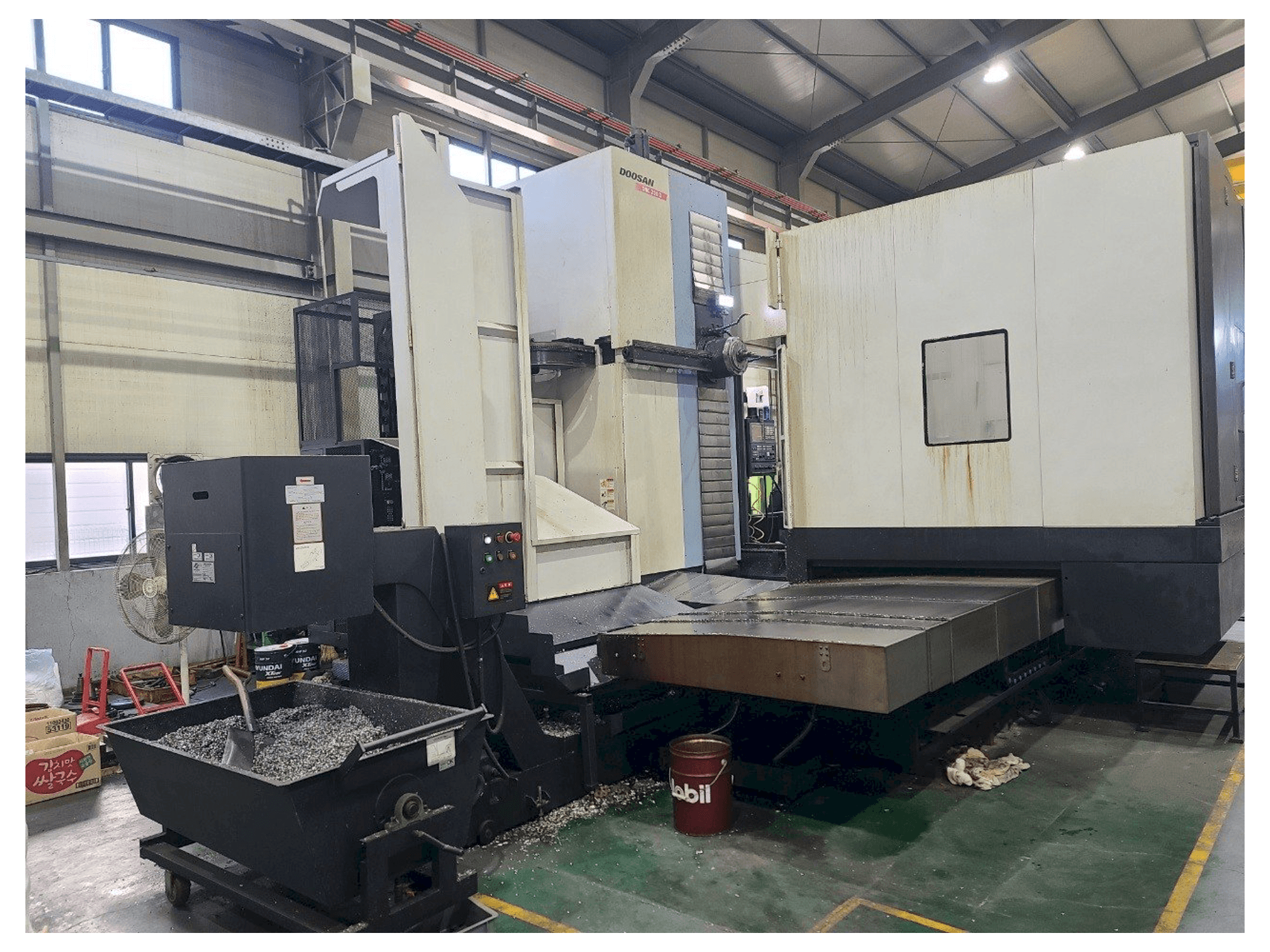 Doosan DBC250II Mašinos vaizdas iš priekio