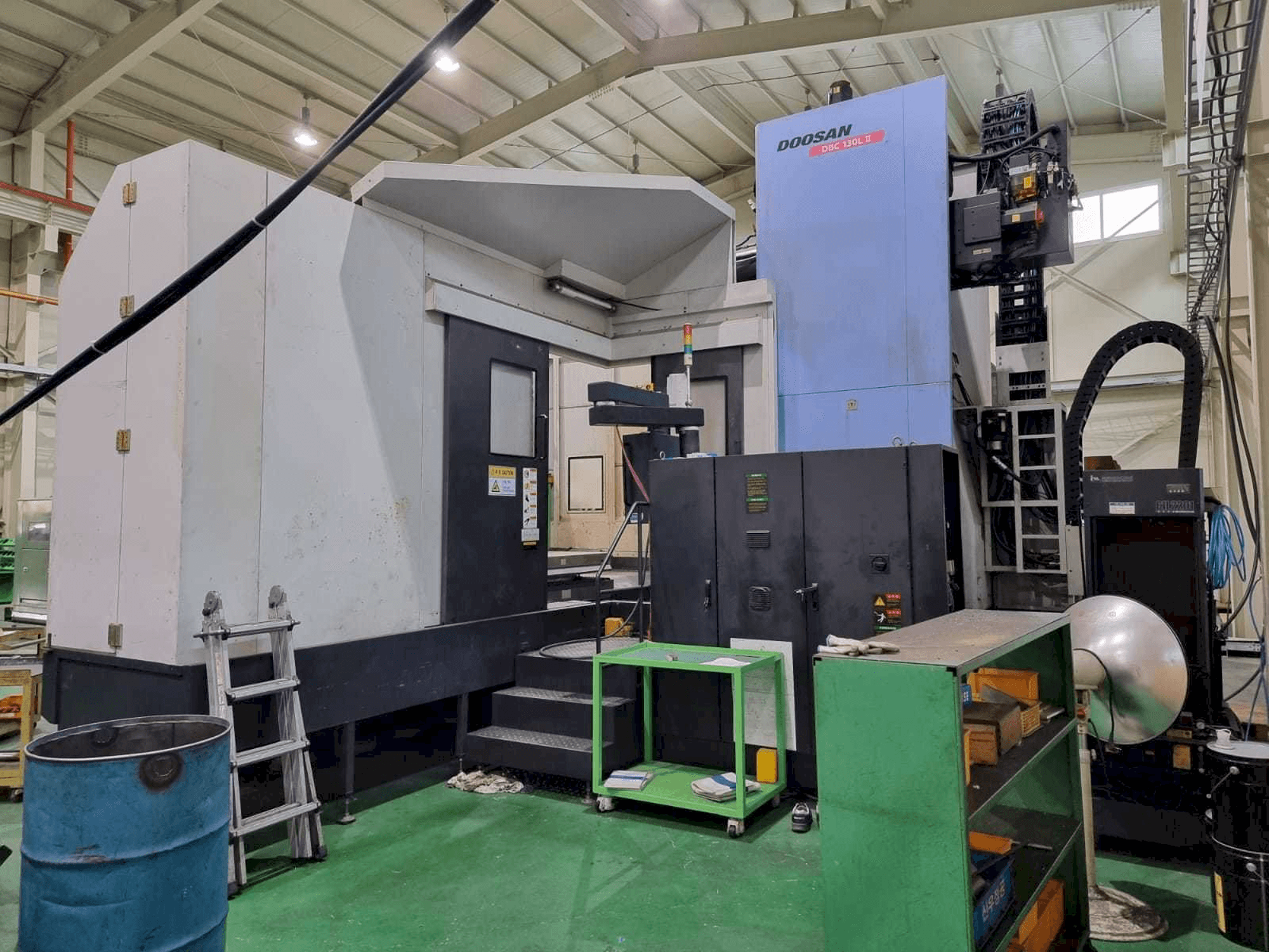 Doosan DBC 130L II Mašinos vaizdas iš priekio