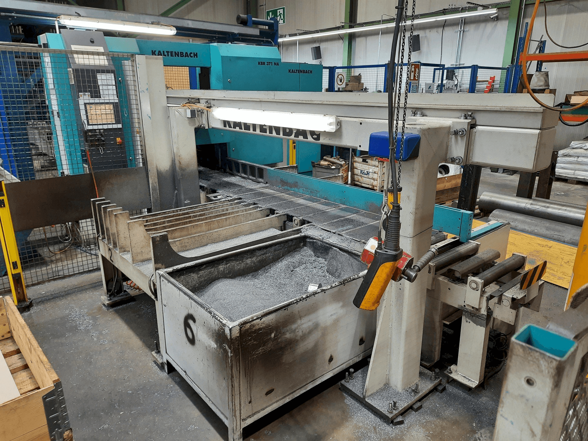 KALTENBACH KBR 371 NA Mašinos vaizdas iš priekio