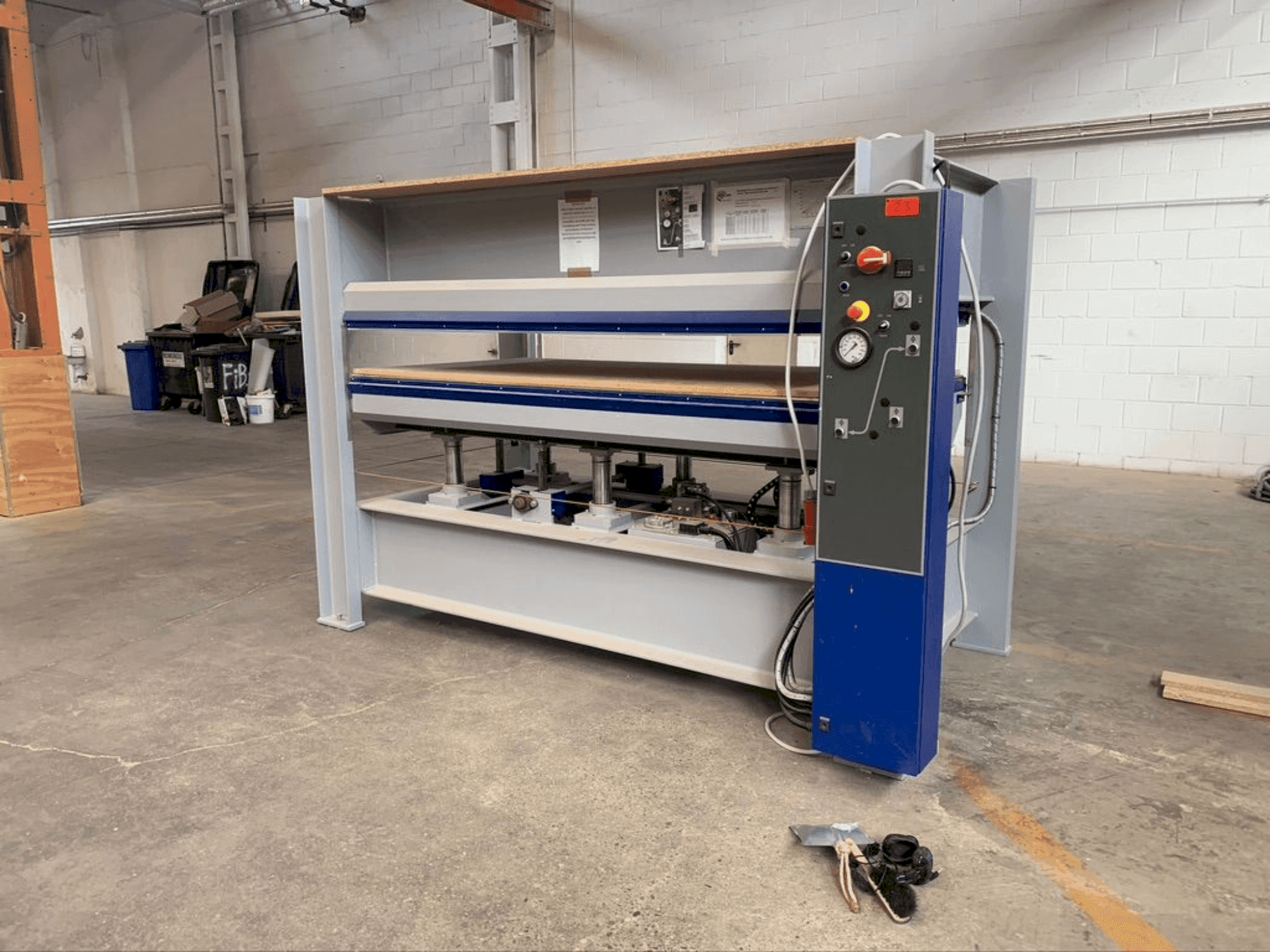 FORMAT4 HVP Typ 4 Mašinos vaizdas iš priekio