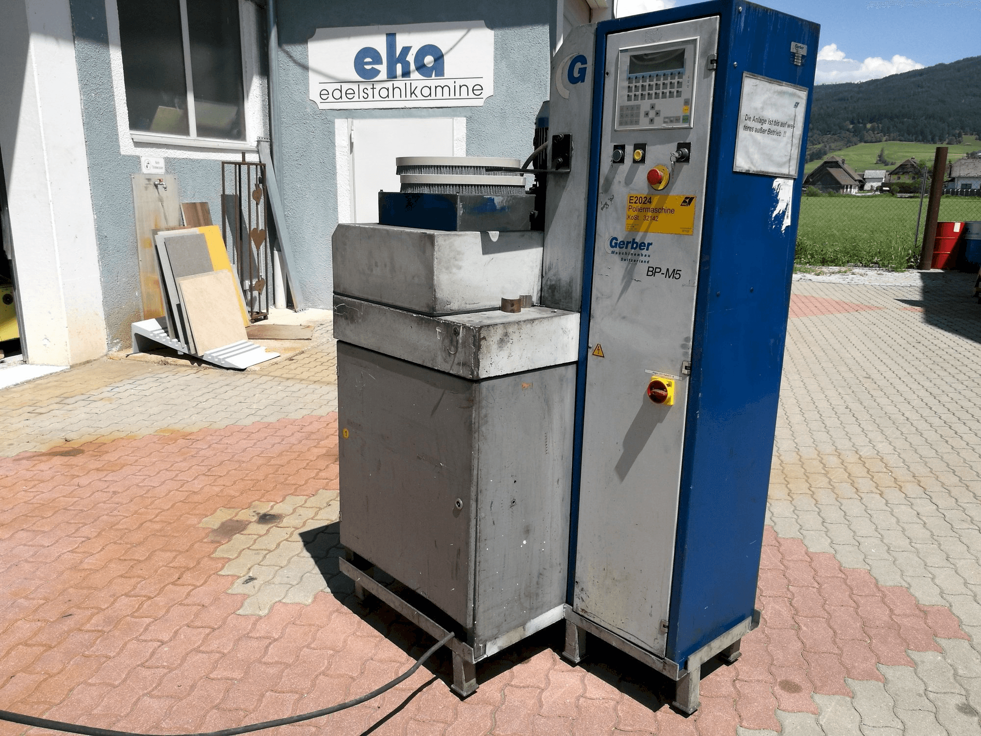 Gerber BP-M5 Mašinos vaizdas iš priekio