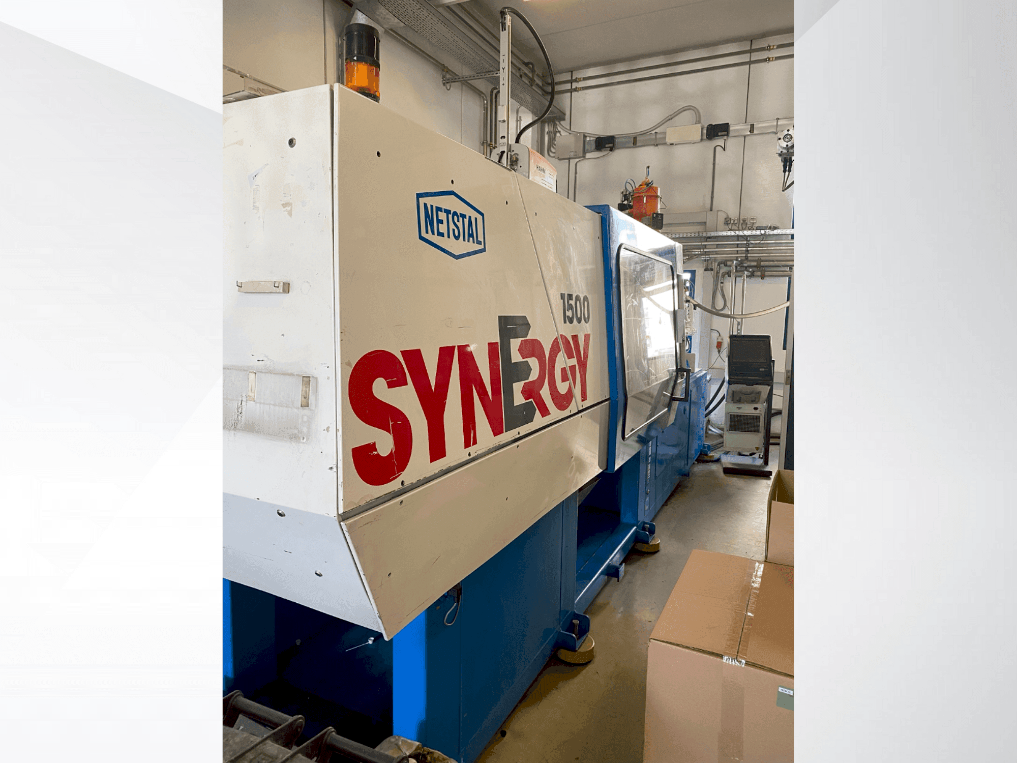 Netstal S-1500-900 Mašinos vaizdas iš priekio