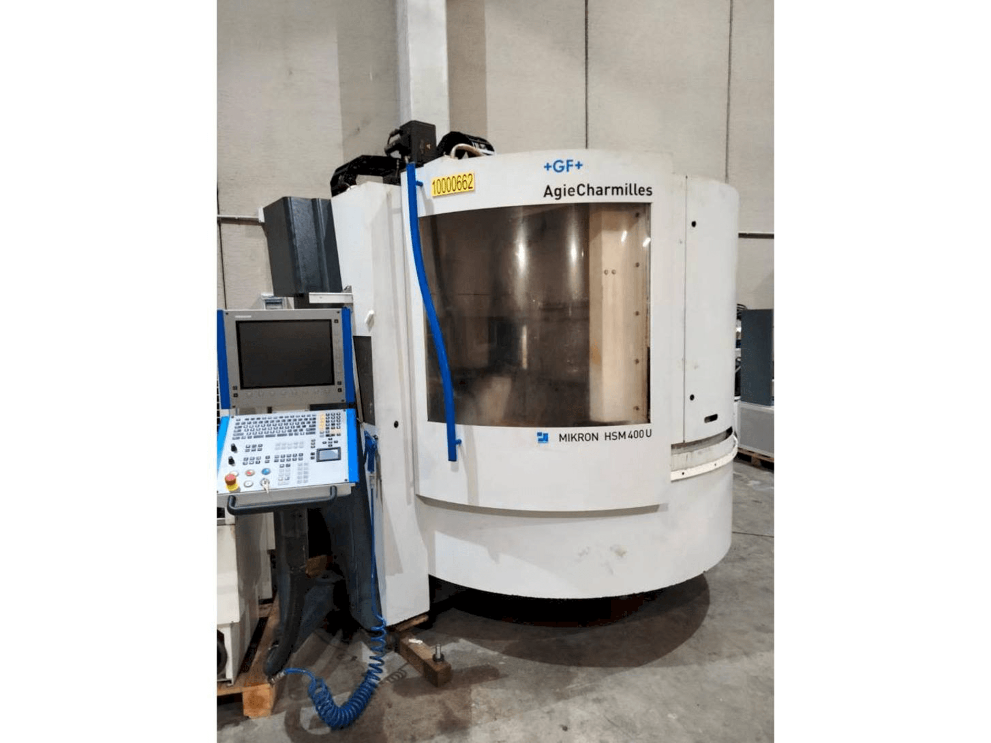 MIKRON HSM 400 U Mašinos vaizdas iš priekio