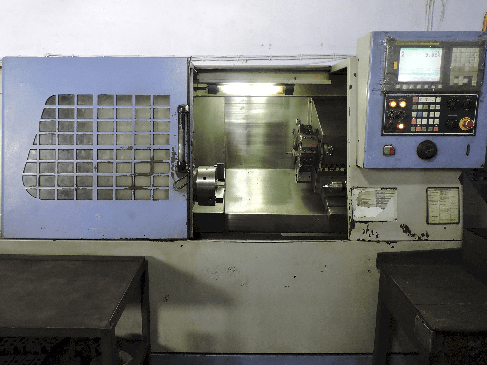 Macpower Mašinos vaizdasVX-200 iš priekio