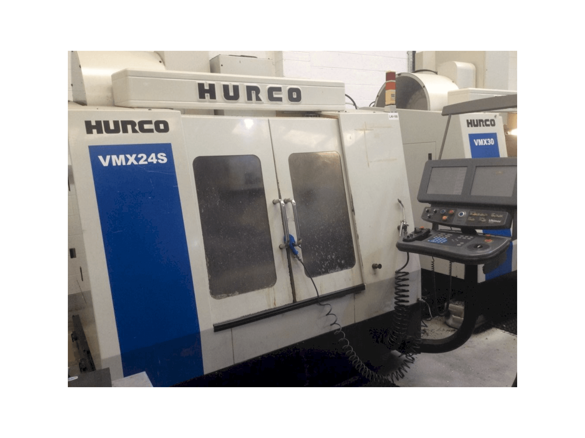 Hurco VMX24S Mašinos vaizdas iš priekio
