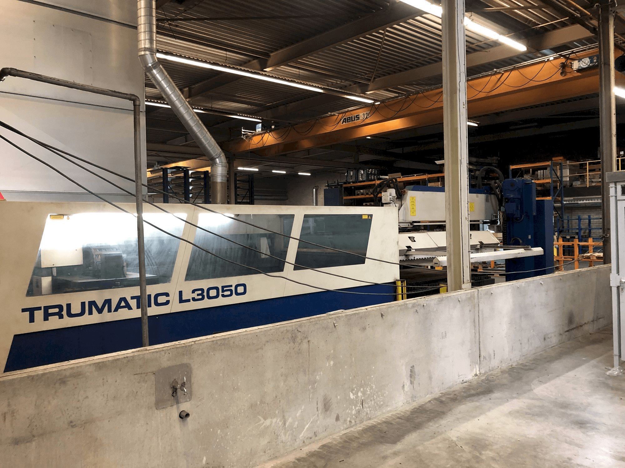 Trumpf Trumatic 3050 Mašinos vaizdas iš priekio