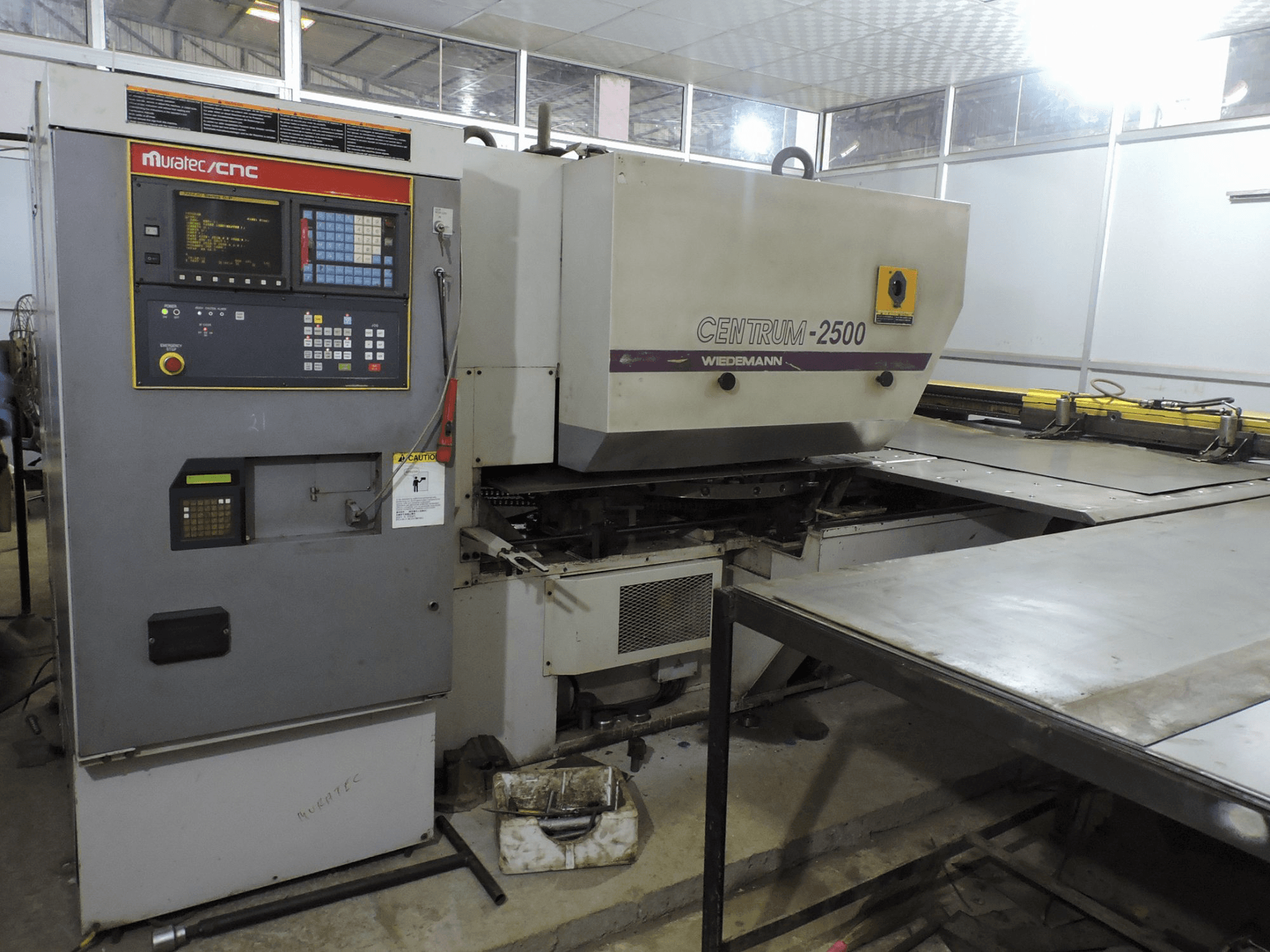 Left view of Murata Wiedemann C-2500 machine