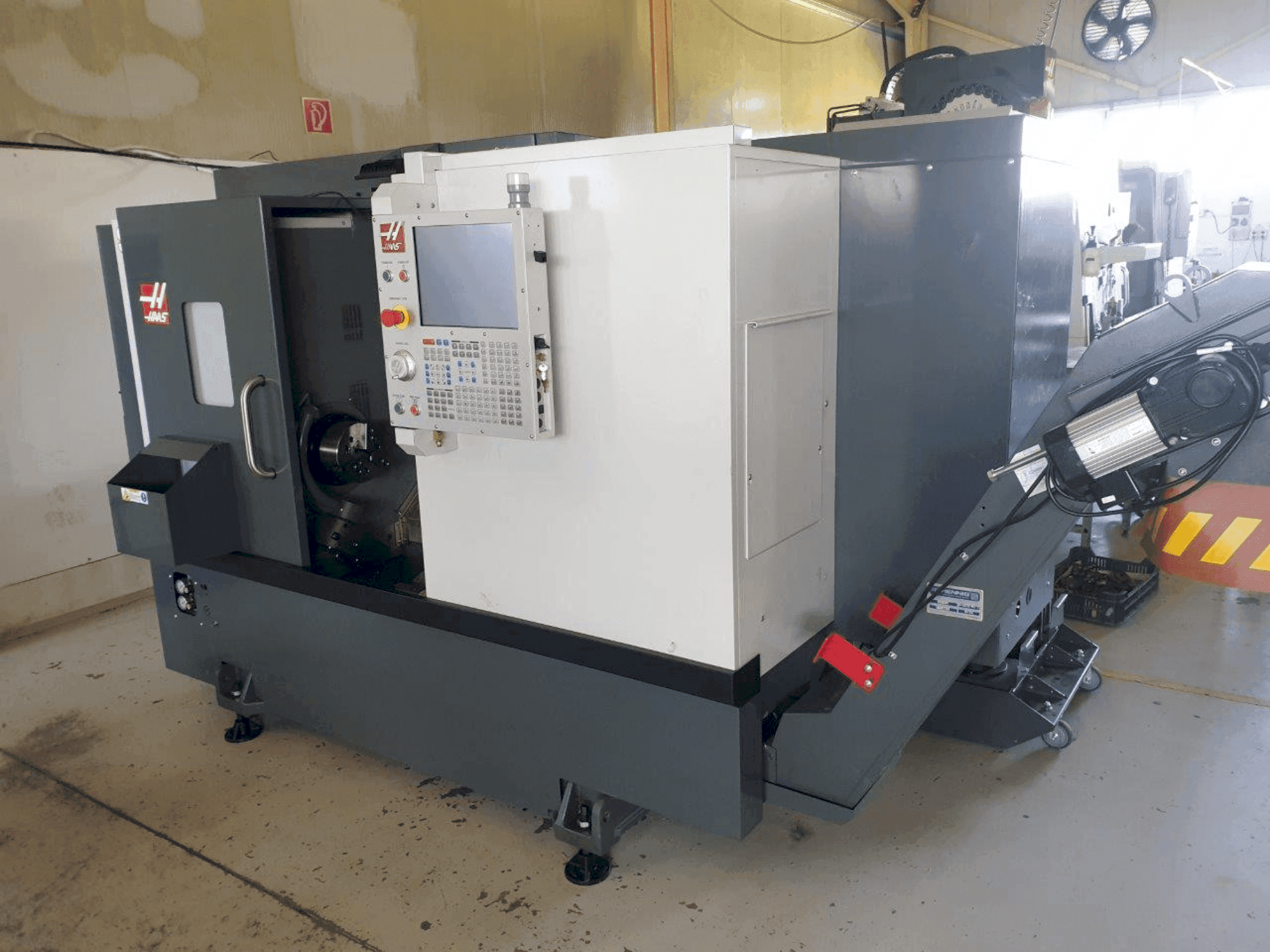 HAAS ST-20 Mašinos vaizdas iš priekio