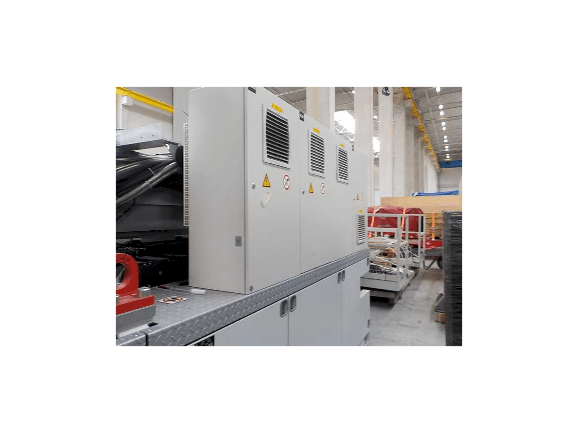 Krauss Maffei 1600/6100 MX Mašinos vaizdas iš priekio