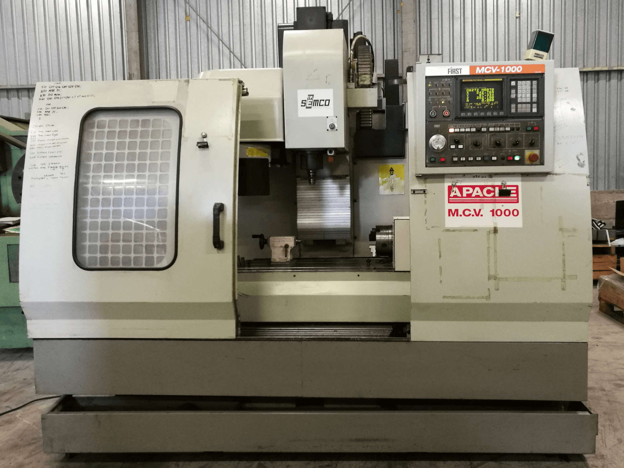 FIRST MCV-1000 Mašinos vaizdas iš priekio