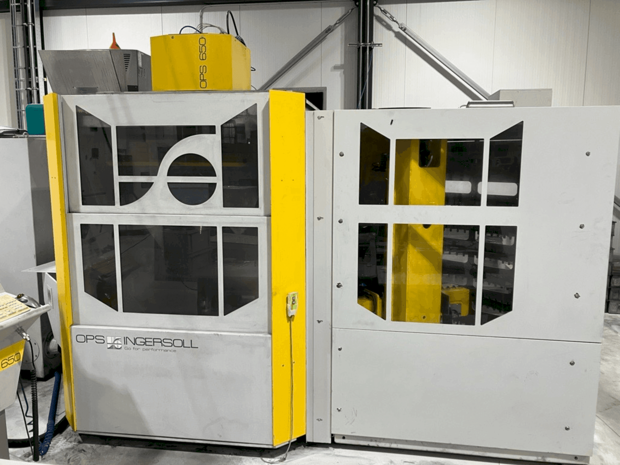 OPS INGERSOLL 650 Mašinos vaizdas iš priekio