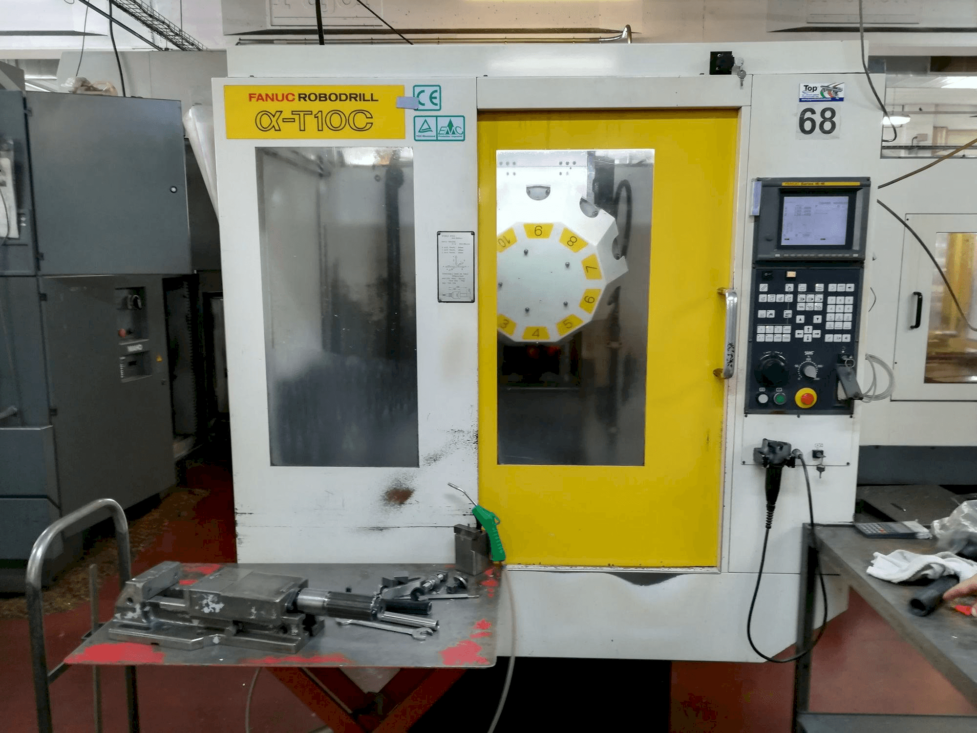 FANUC Robodrill alpha-T 10 C Mašinos vaizdas iš priekio