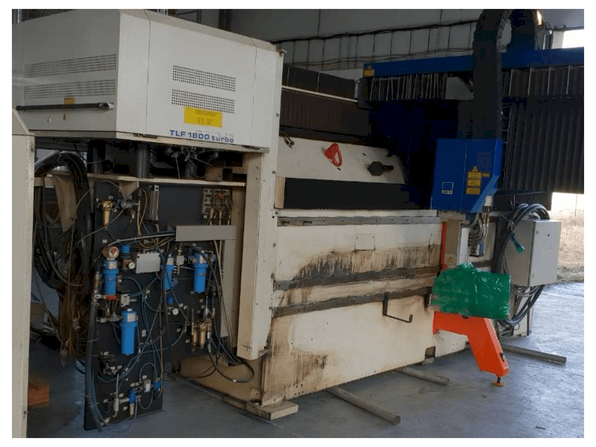 Trumpf Lasercell TLC 1005 Mašinos vaizdas iš priekio