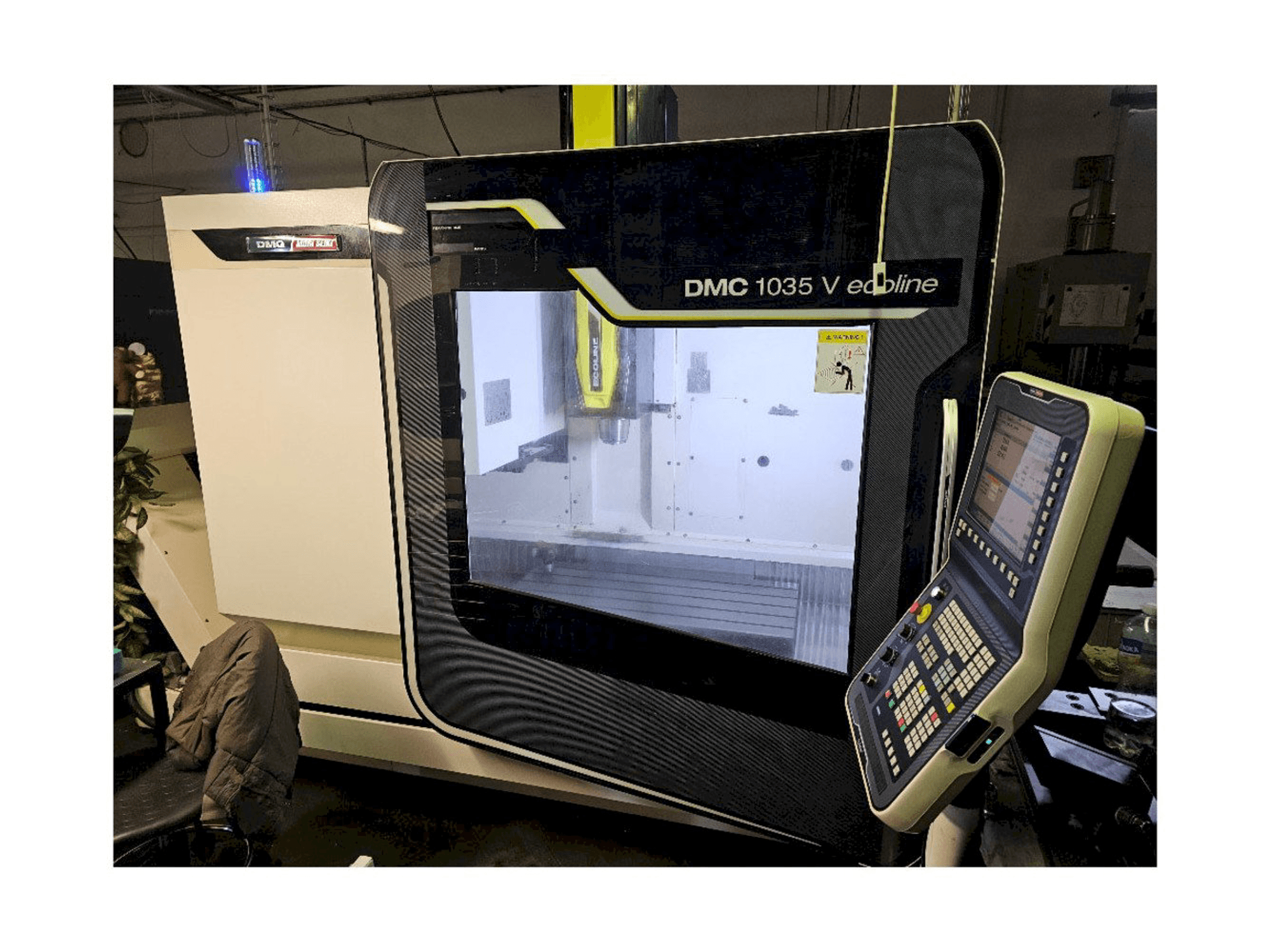 DMG DMC 1035 V ecoline Mašinos vaizdas iš priekio