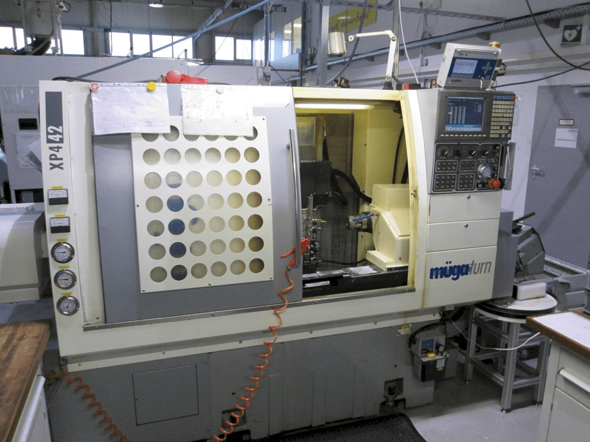 Muga XP4 42SM Mašinos vaizdas iš priekio