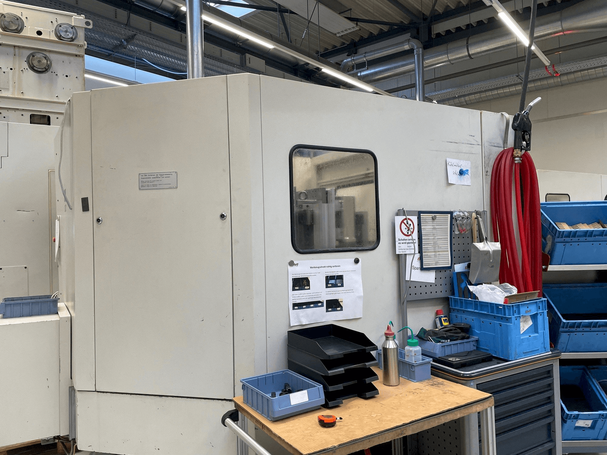 HELLER MC 16 Mašinos vaizdas iš kairės pusės