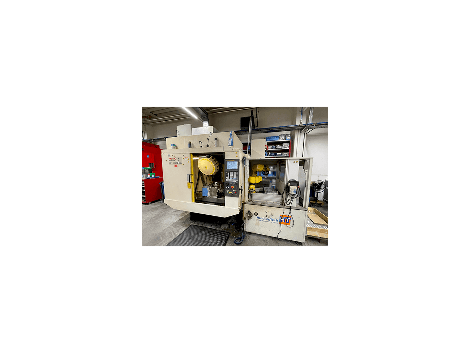 FANUC Robodrill Alpha-T21iEL Mašinos vaizdas iš priekio