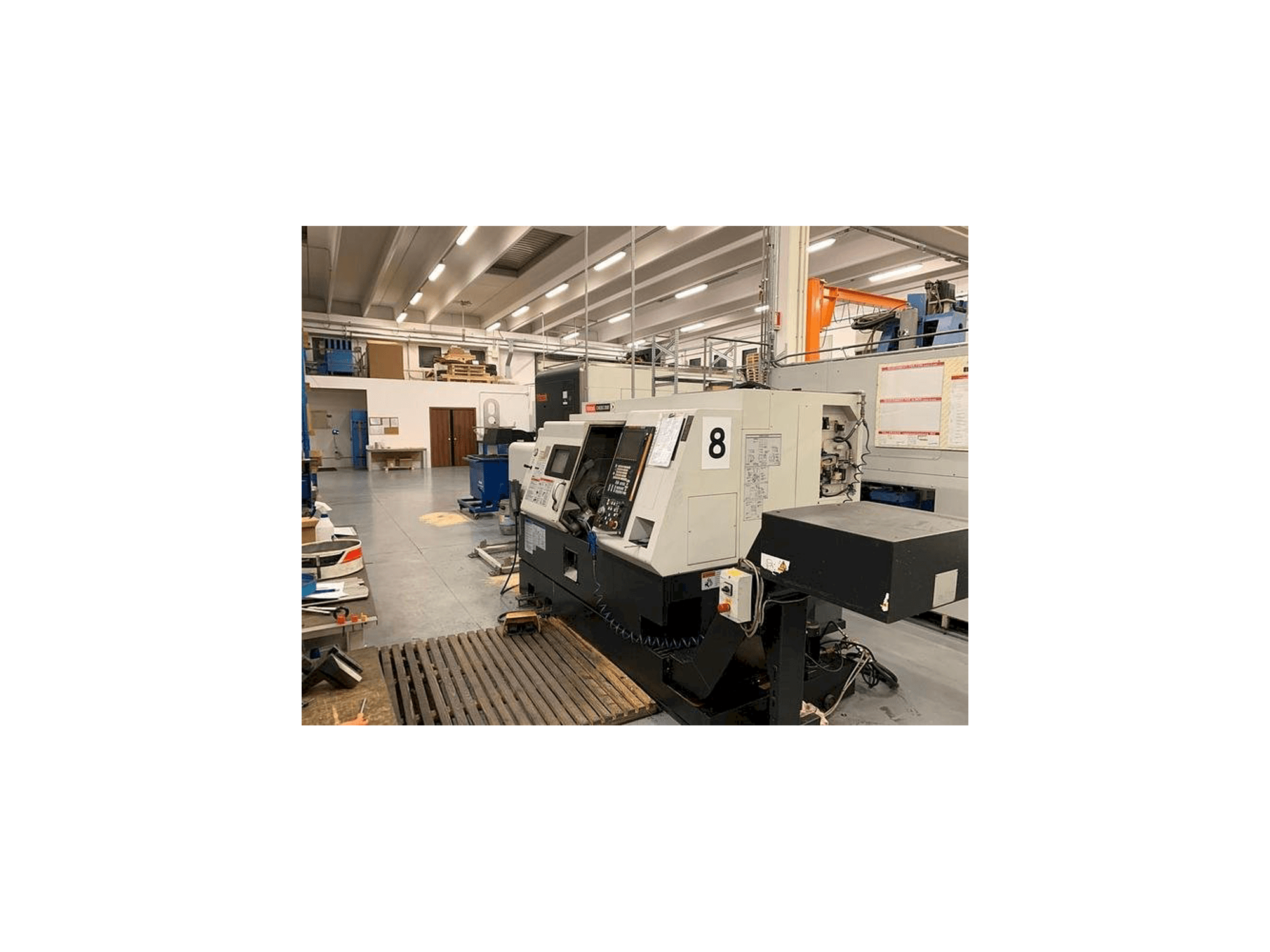 Mazak QT NEXUS 200M Mašinos dešinės pusės vaizdas