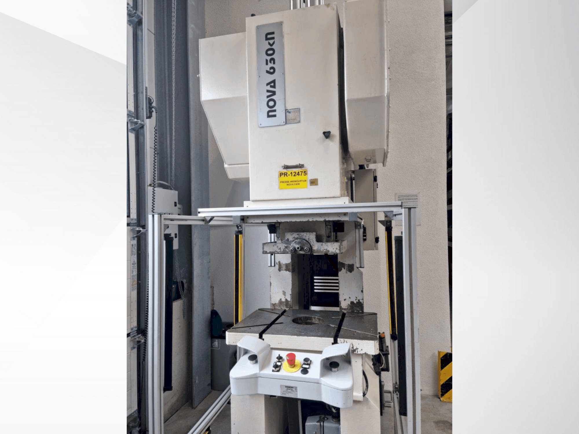 BEUTLER Nova C630kN Mašinos vaizdas iš priekio