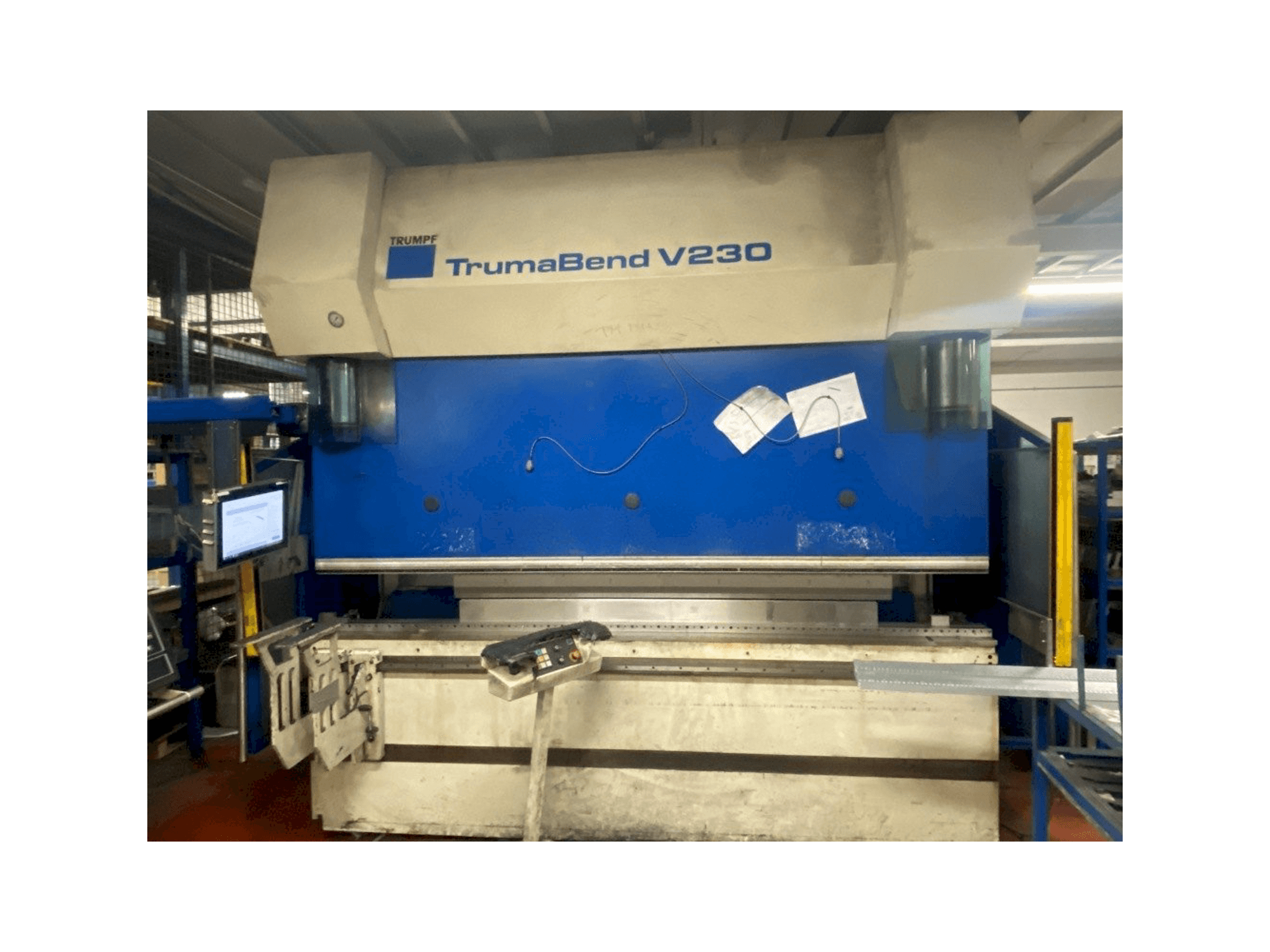 Trumpf TrumaBend V230 Mašinos vaizdas iš priekio