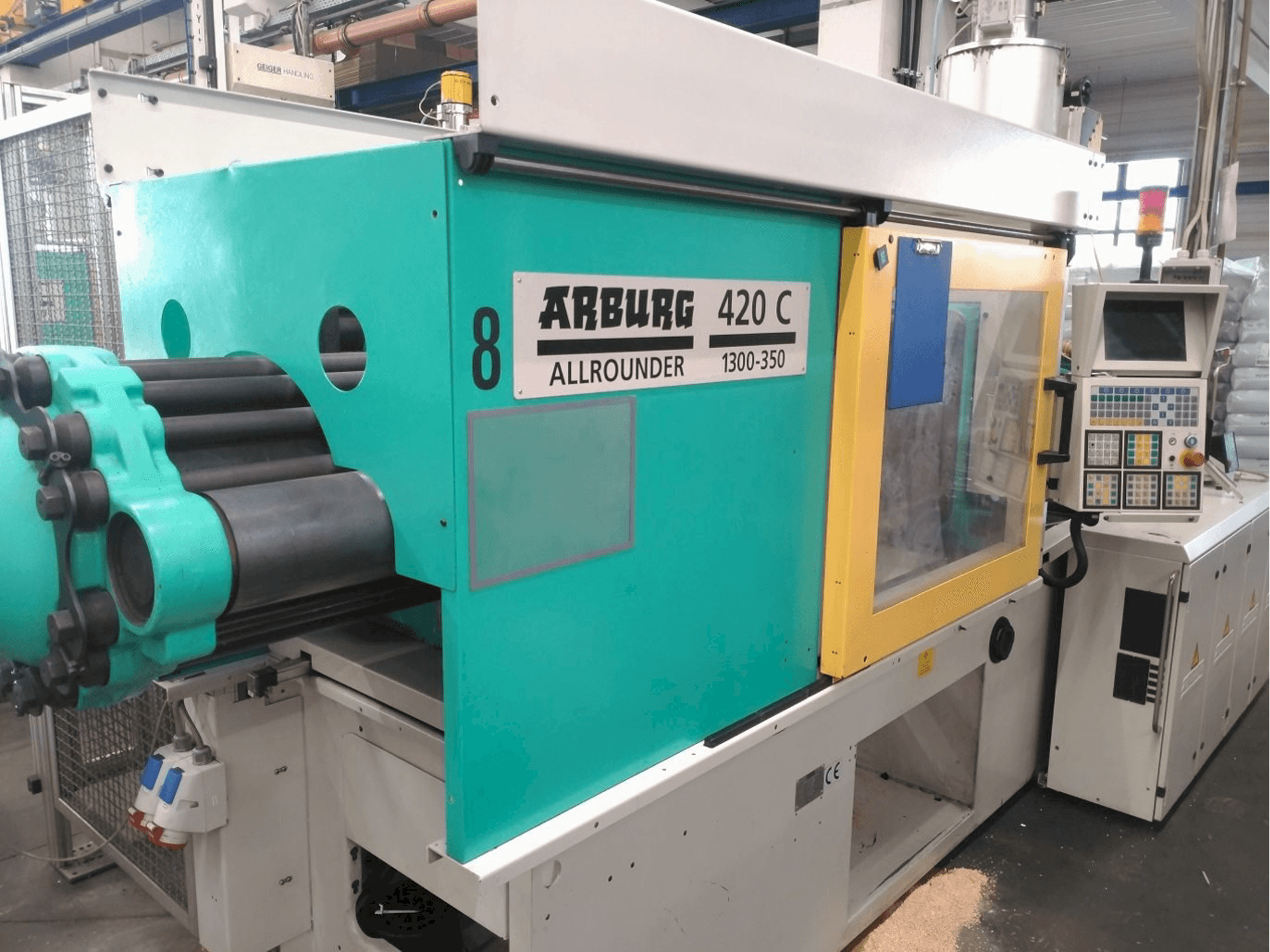Arburg 420 C 1300-350 Mašinos vaizdas iš priekio