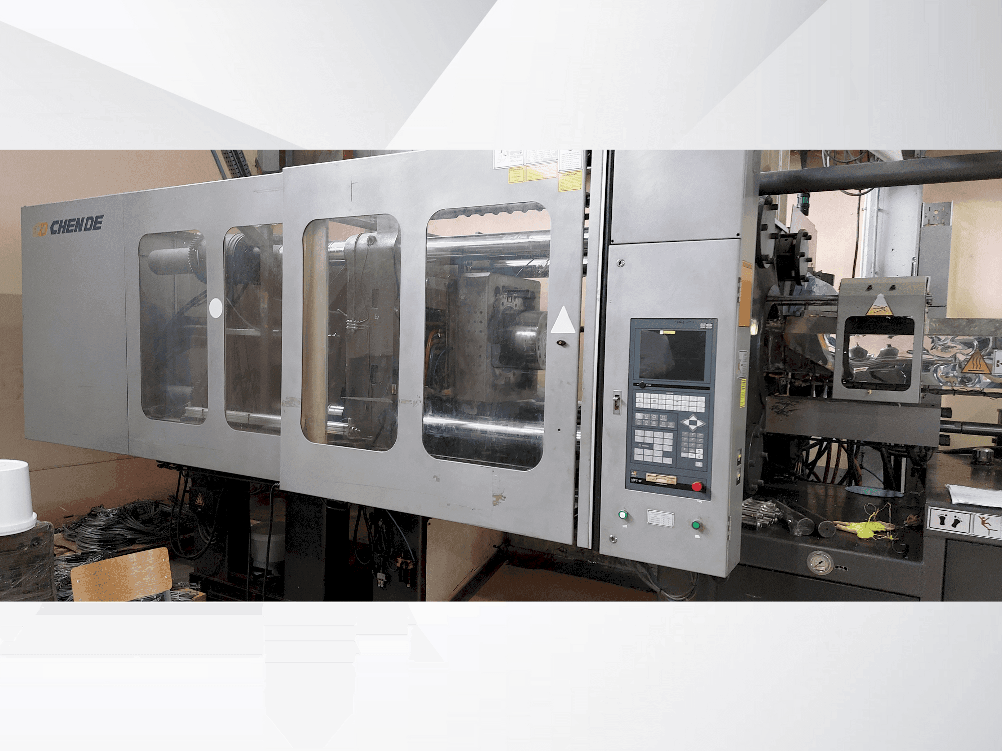 CHENDE CJ480M3V Mašinos vaizdas iš priekio