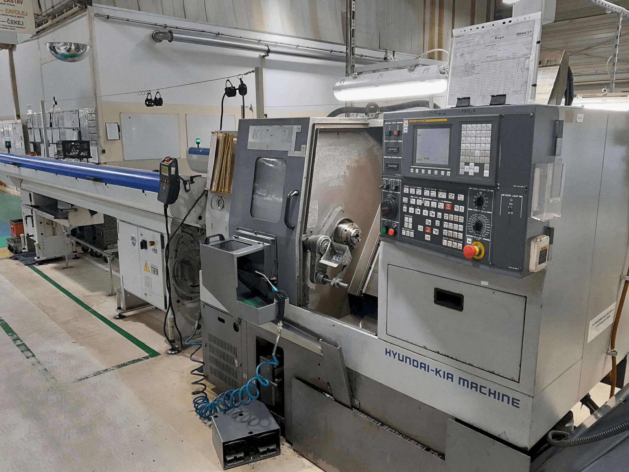 Hyundai Kia KIT 450 Mašinos vaizdas iš priekio