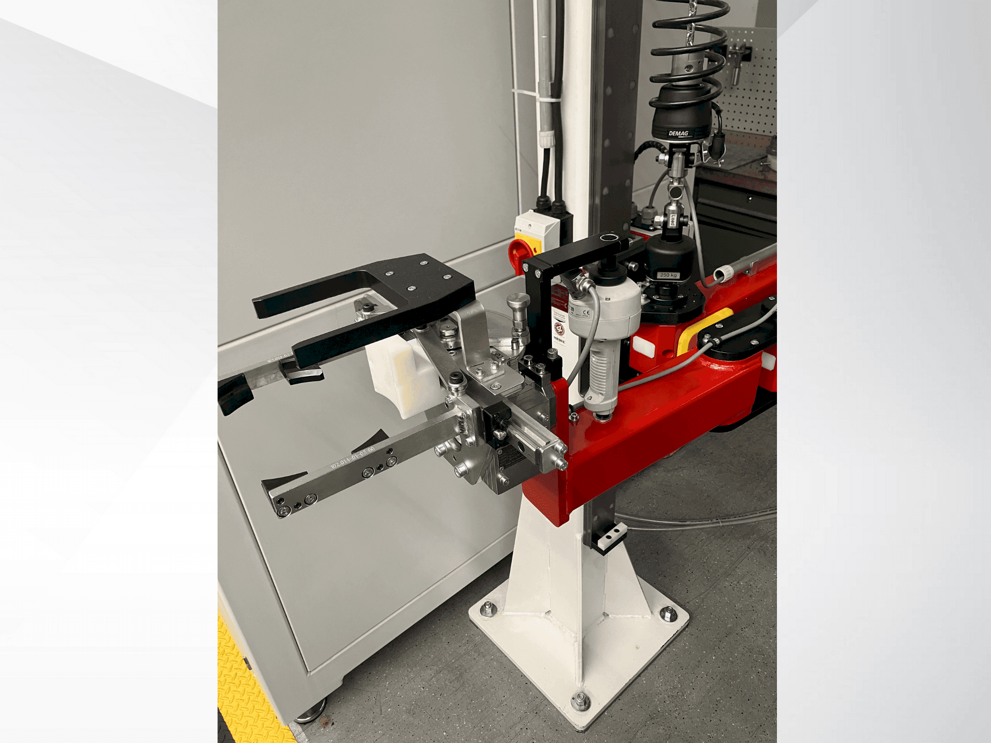 MIRECS EasyLift Mašinos vaizdas iš priekio