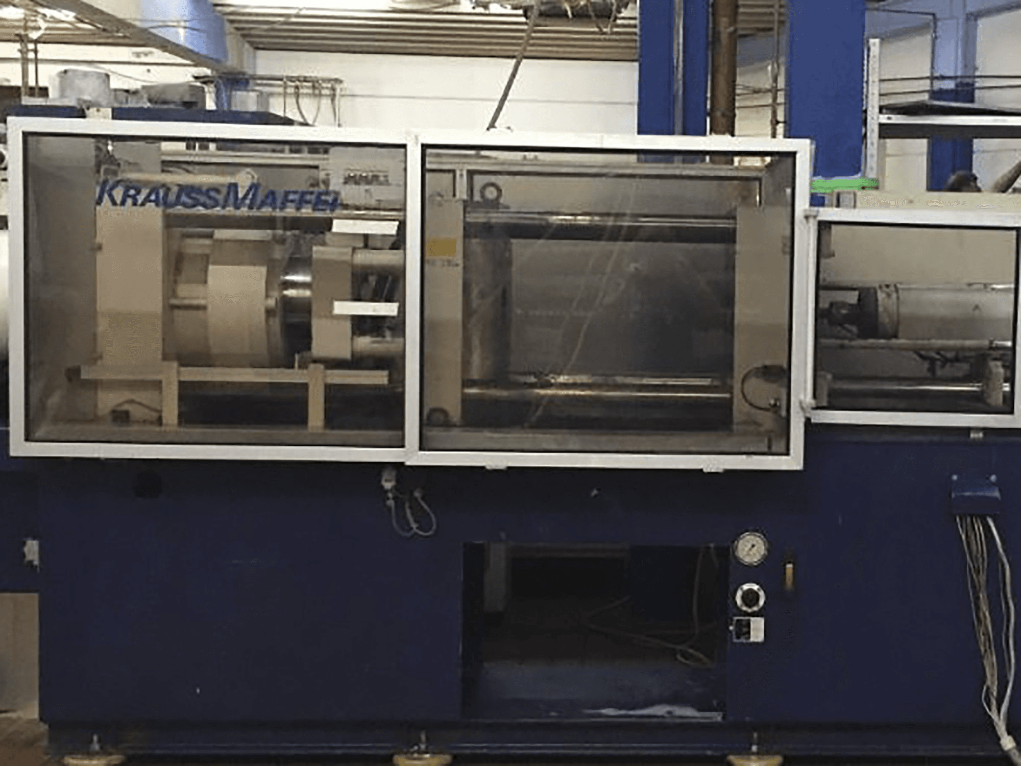 Krauss Maffei 150-620 B1 Mašinos vaizdas iš priekio