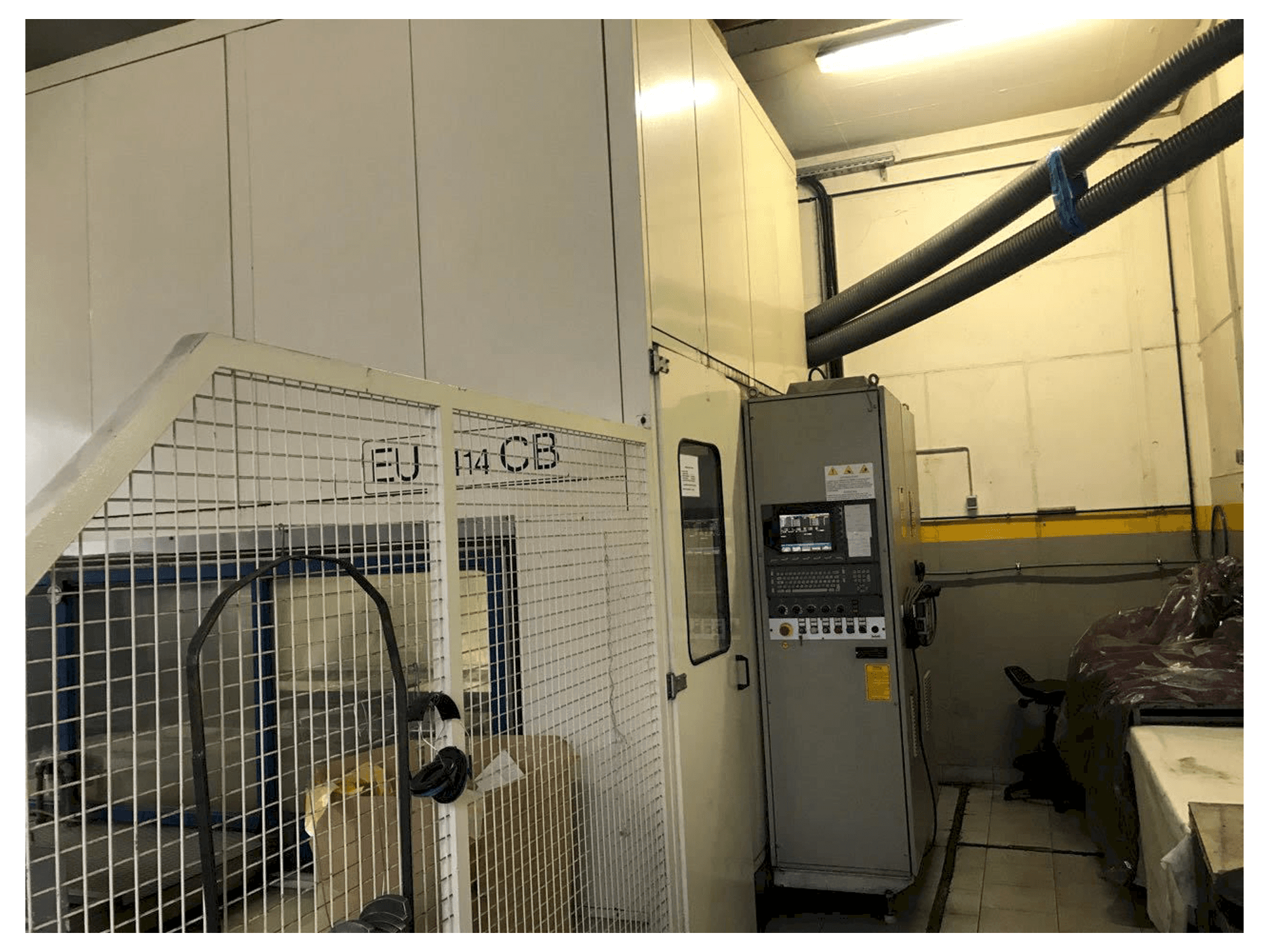 Belotti EU3414PWCB Mašinos vaizdas iš kairės pusės