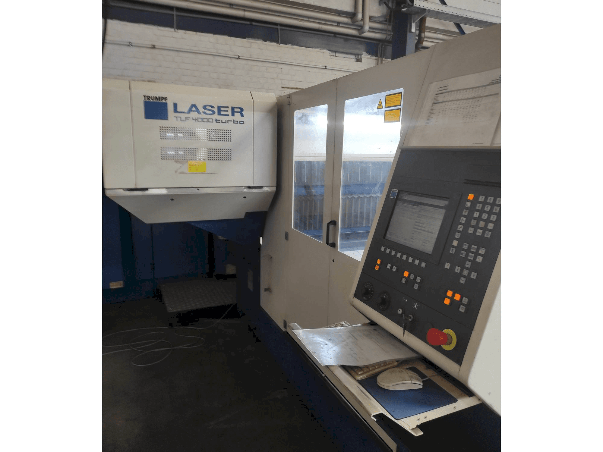 Trumpf TRUMATIC L 3030 Mašinos vaizdas iš priekio