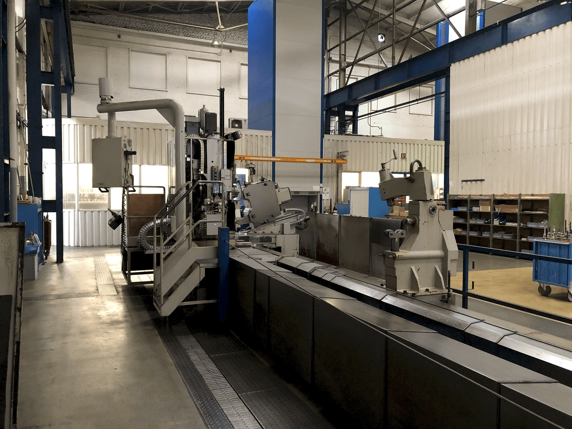 Tacchi Giacomo HD/3-120L CNC Mašinos vaizdas iš priekio