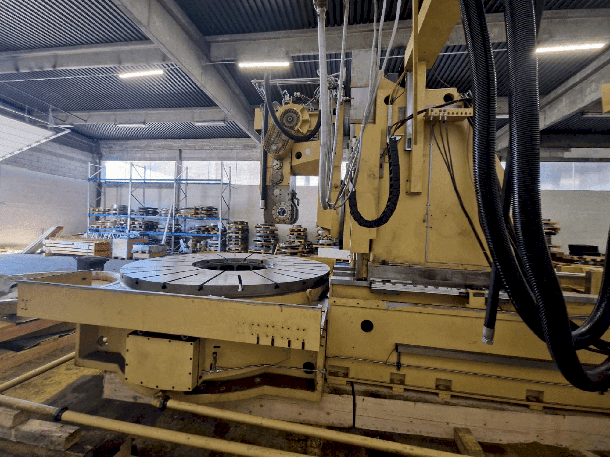 Gleason PFAUTER P 2800 Mašinos vaizdas iš priekio