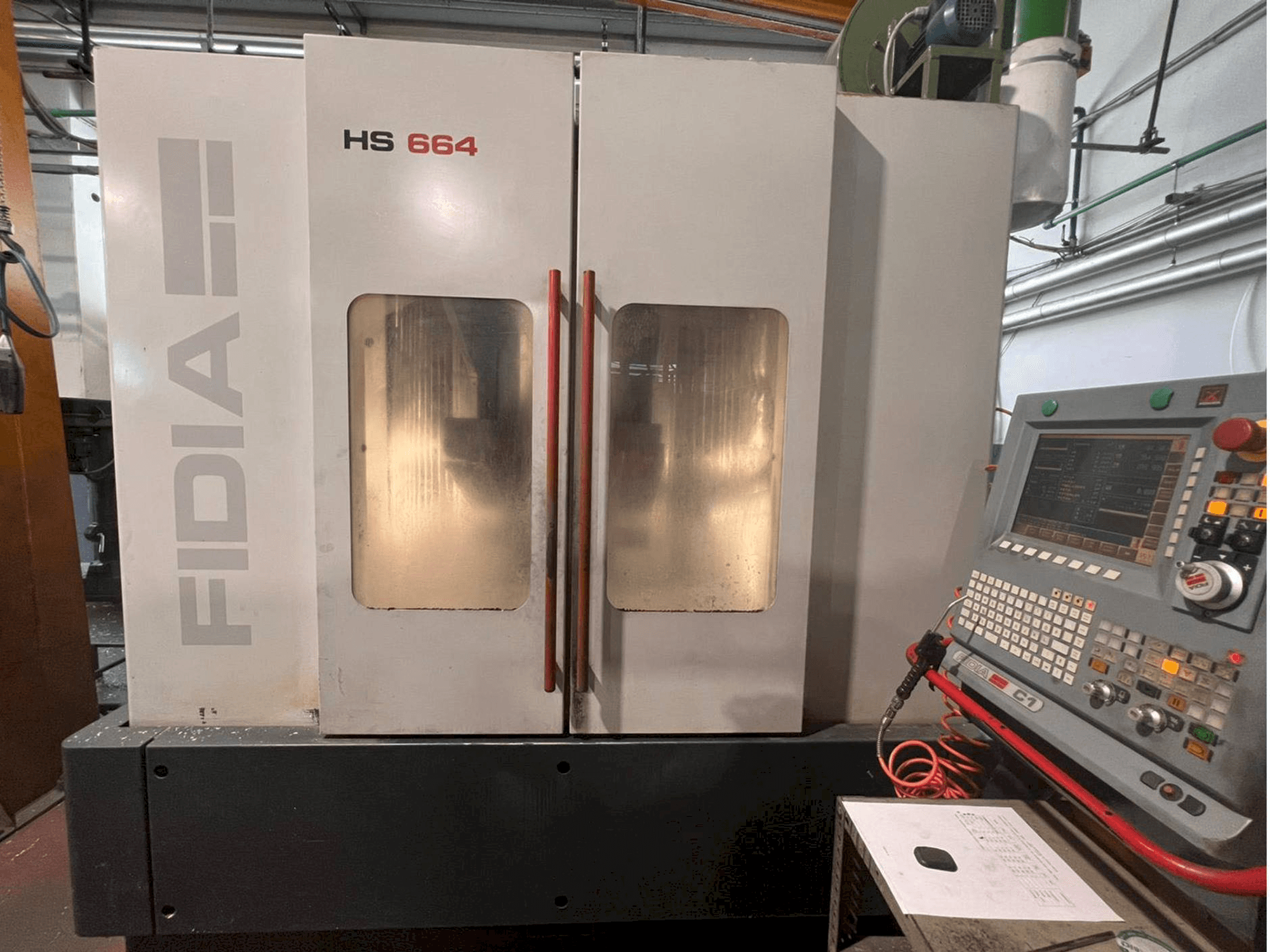 Fidia HS 664 Mašinos vaizdas iš priekio
