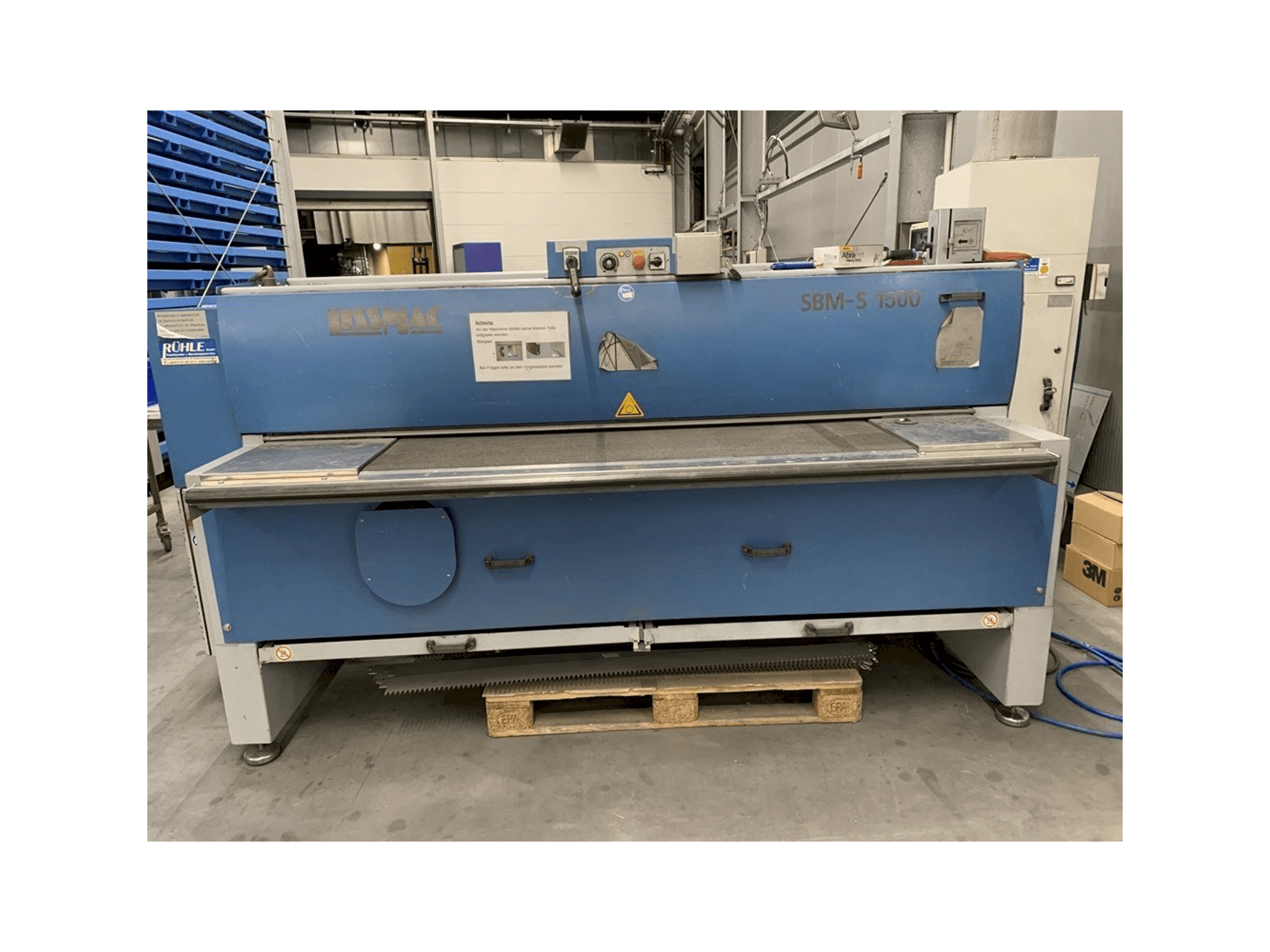 LISSMAC SBM-S 1500 Mašinos vaizdas iš priekio