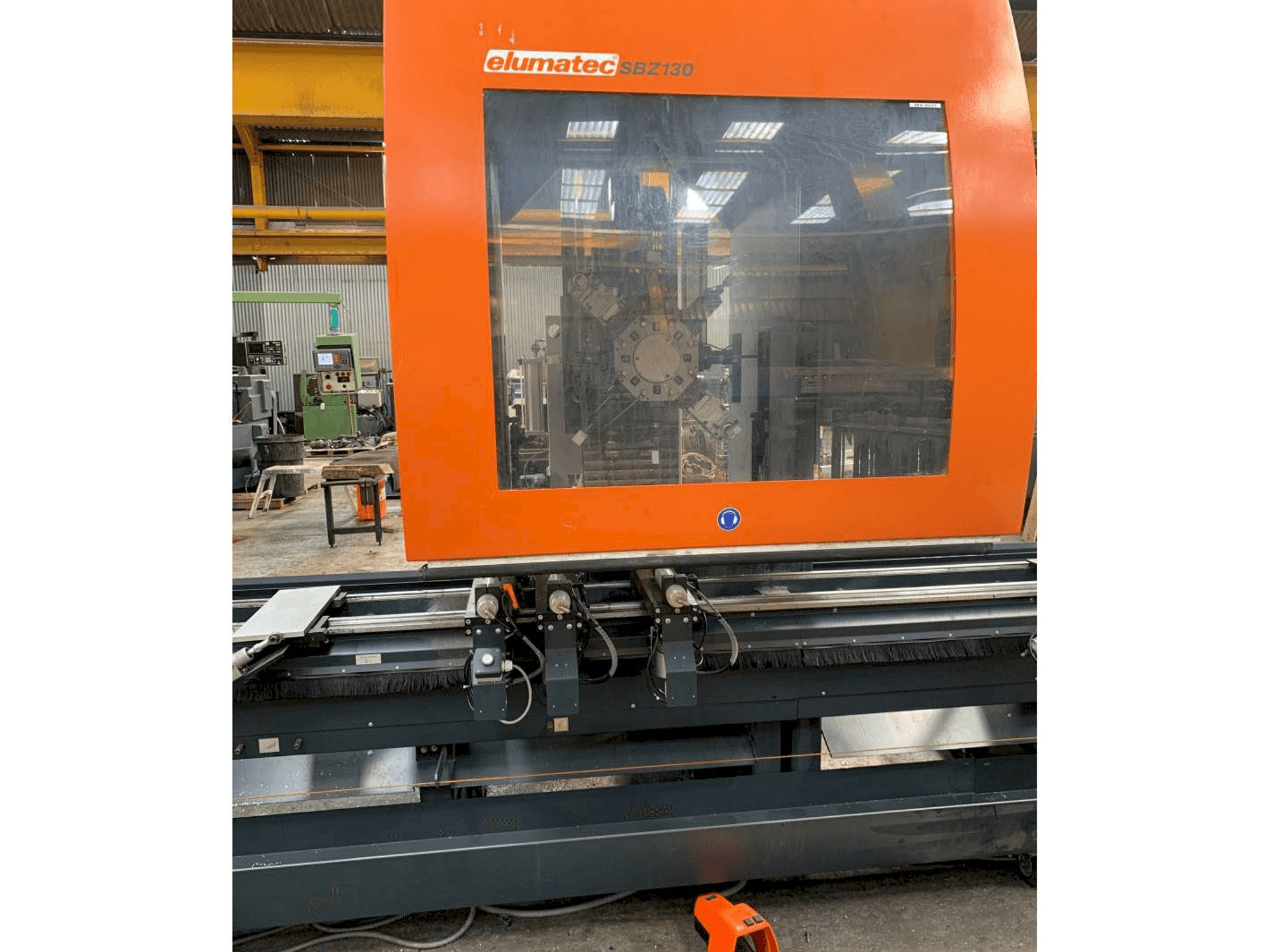 Elumatec SBZ 130 Mašinos vaizdas iš priekio