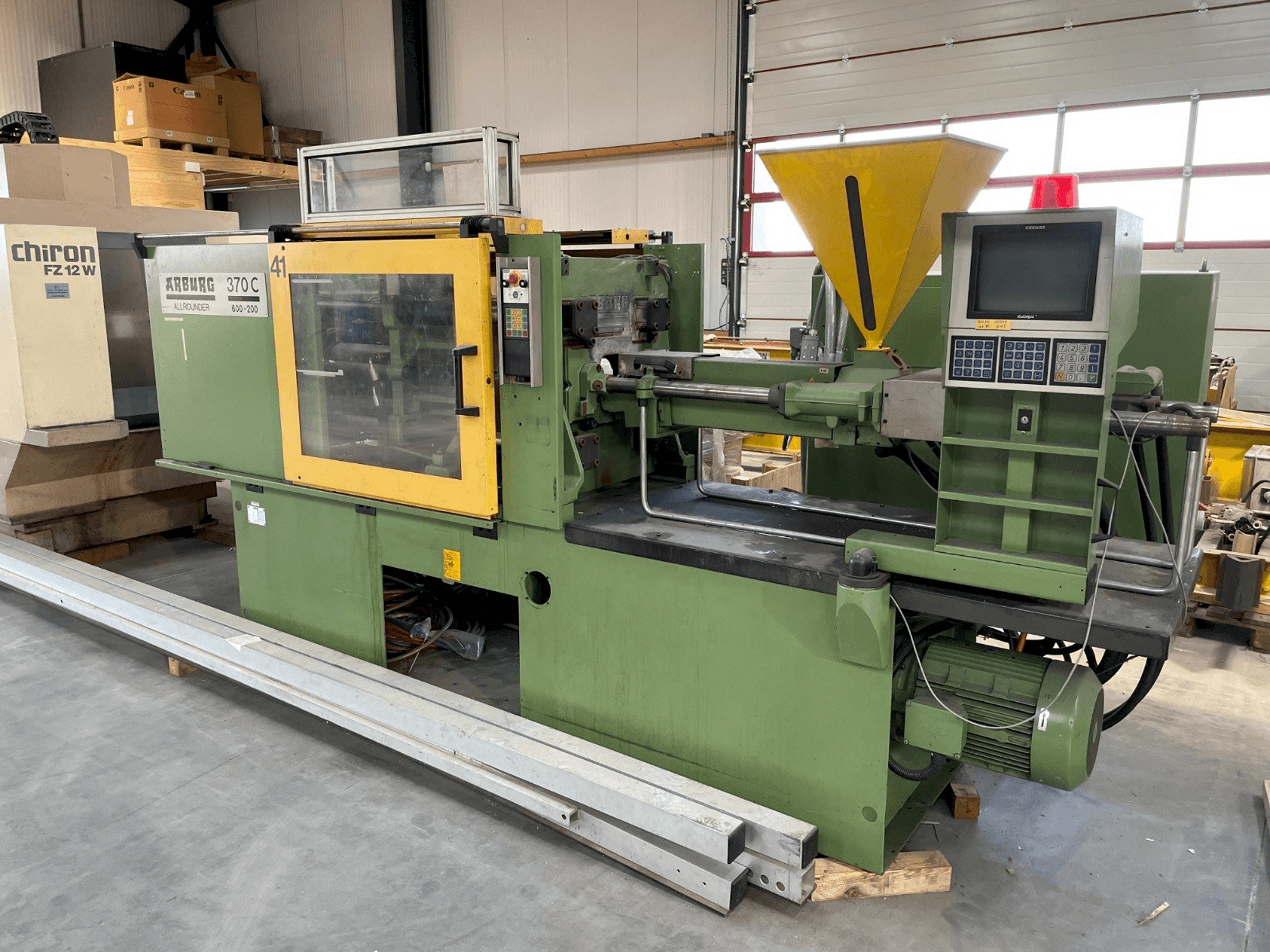 Arburg ALLROUNDER Centex 370 C 600 - 200 Mašinos vaizdas iš priekio