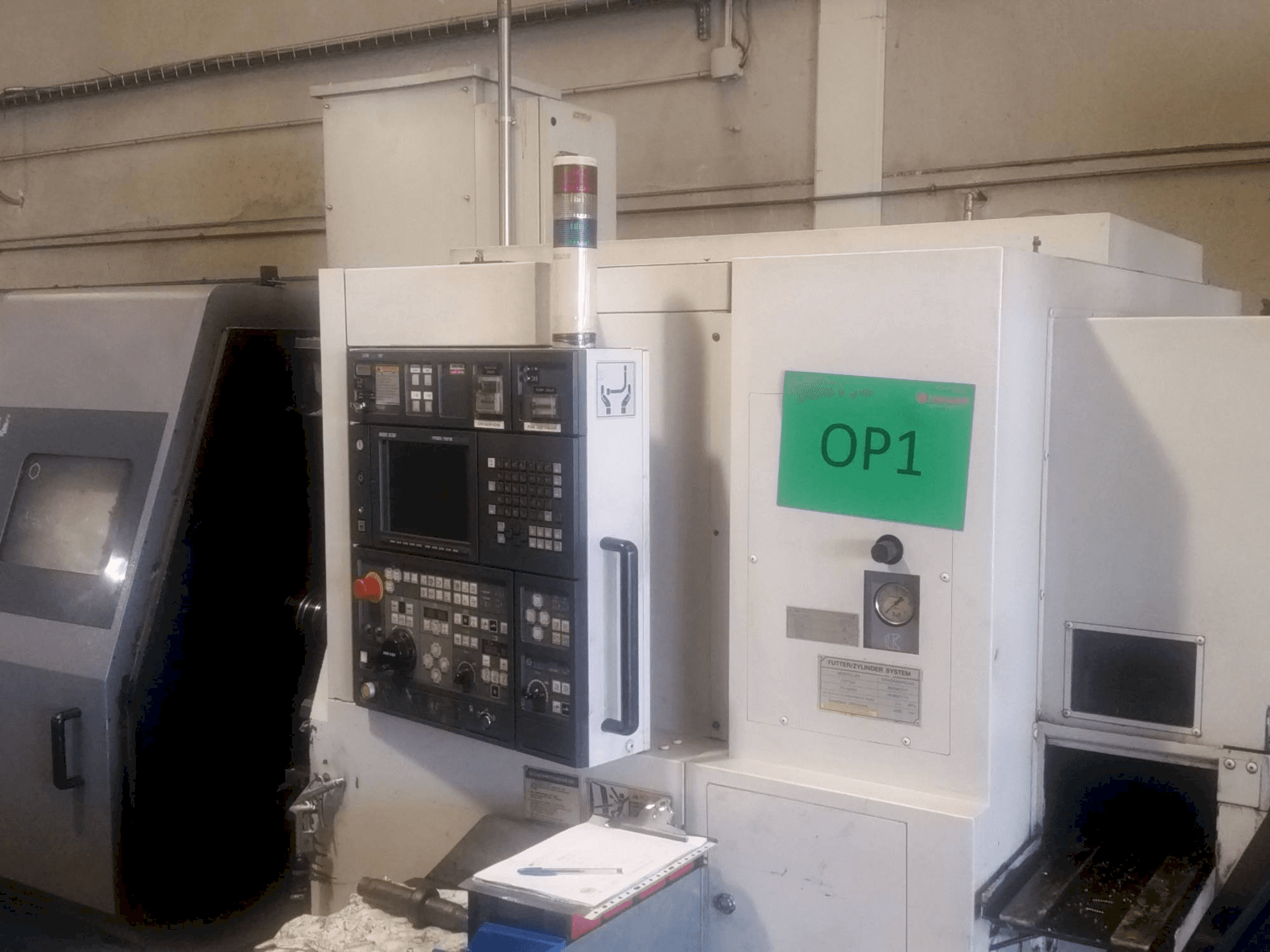 MORI SEIKI ZL 200 MSC Mašinos vaizdas iš priekio